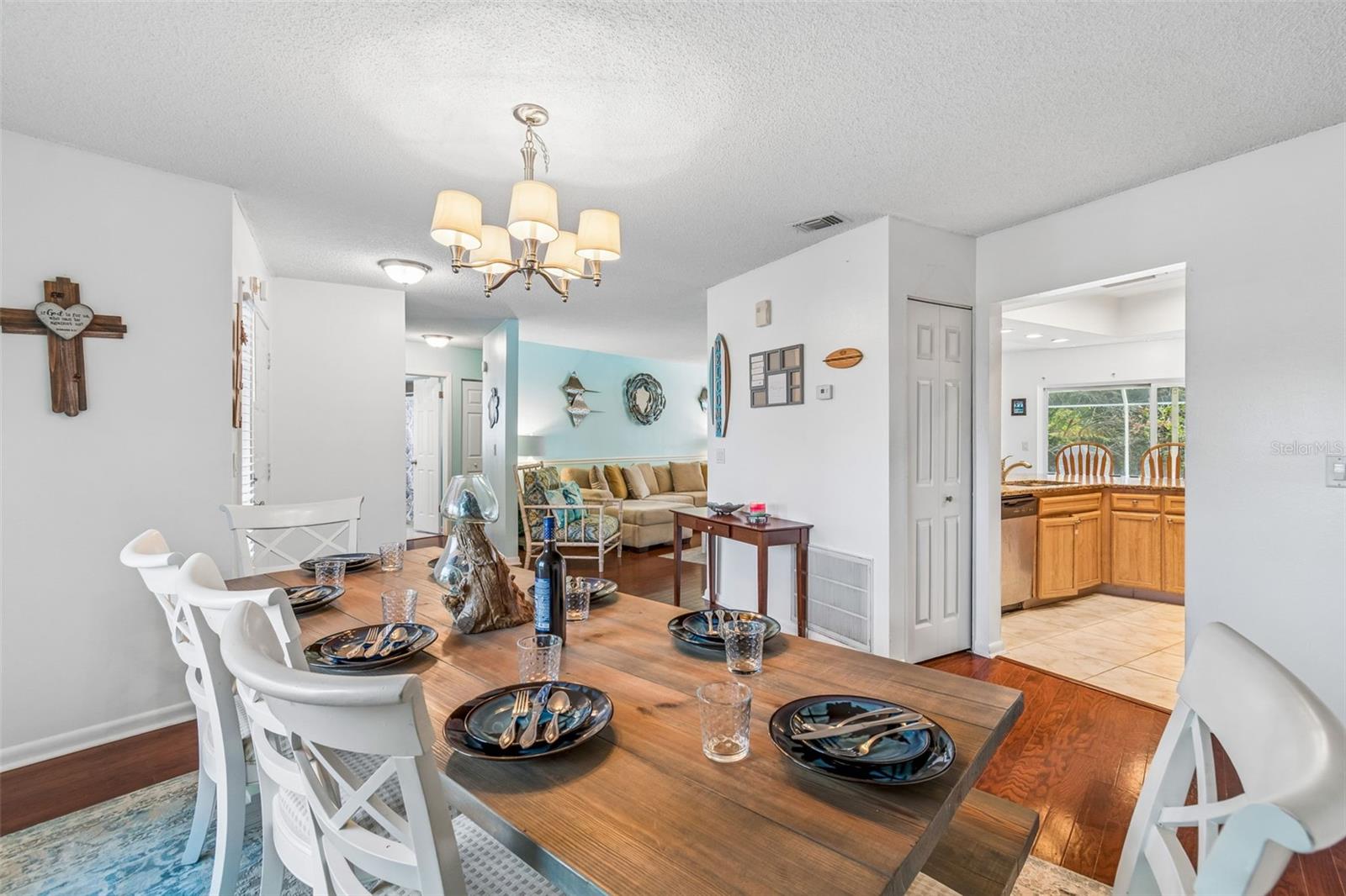 Image 5 of 43 For 3708 Sand Pebble Drive