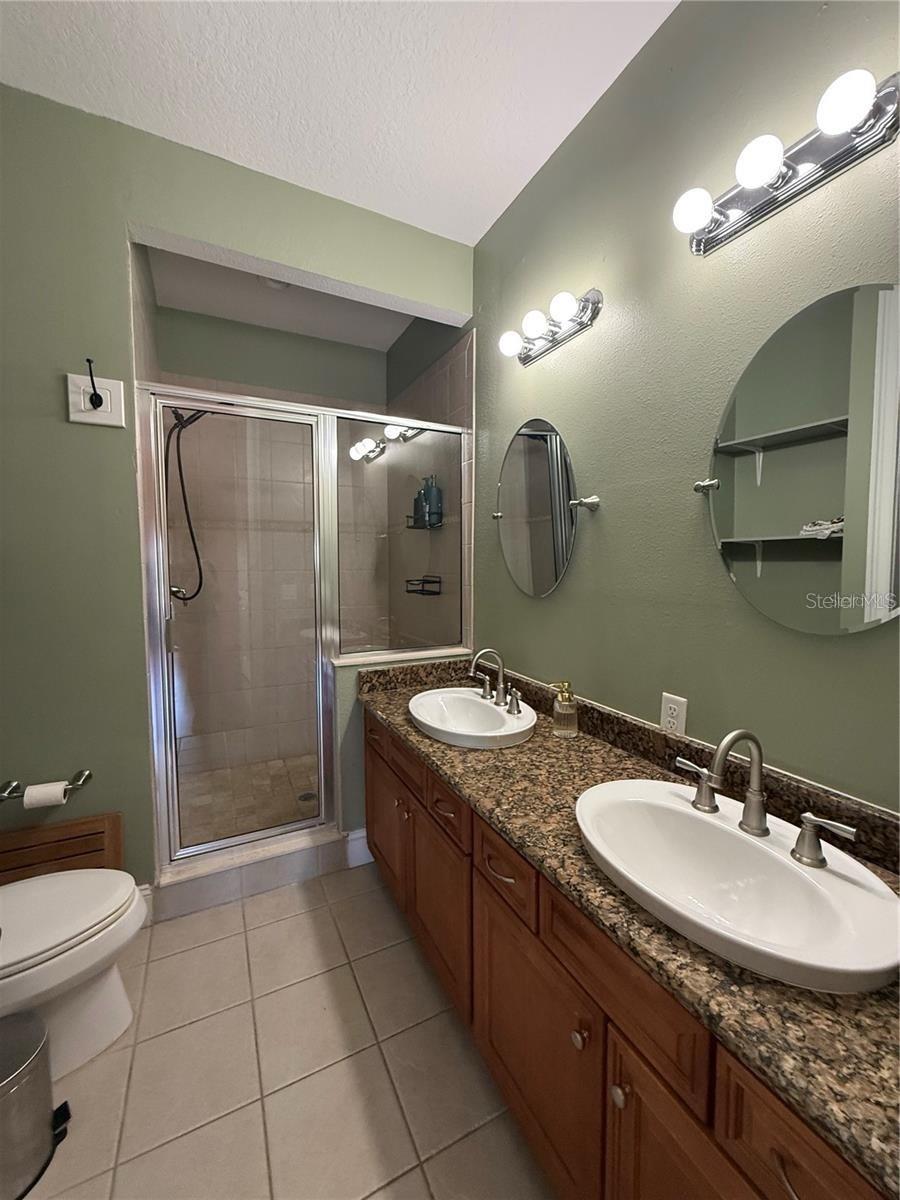 Image 18 of 37 For 2208 Soho Bay Court