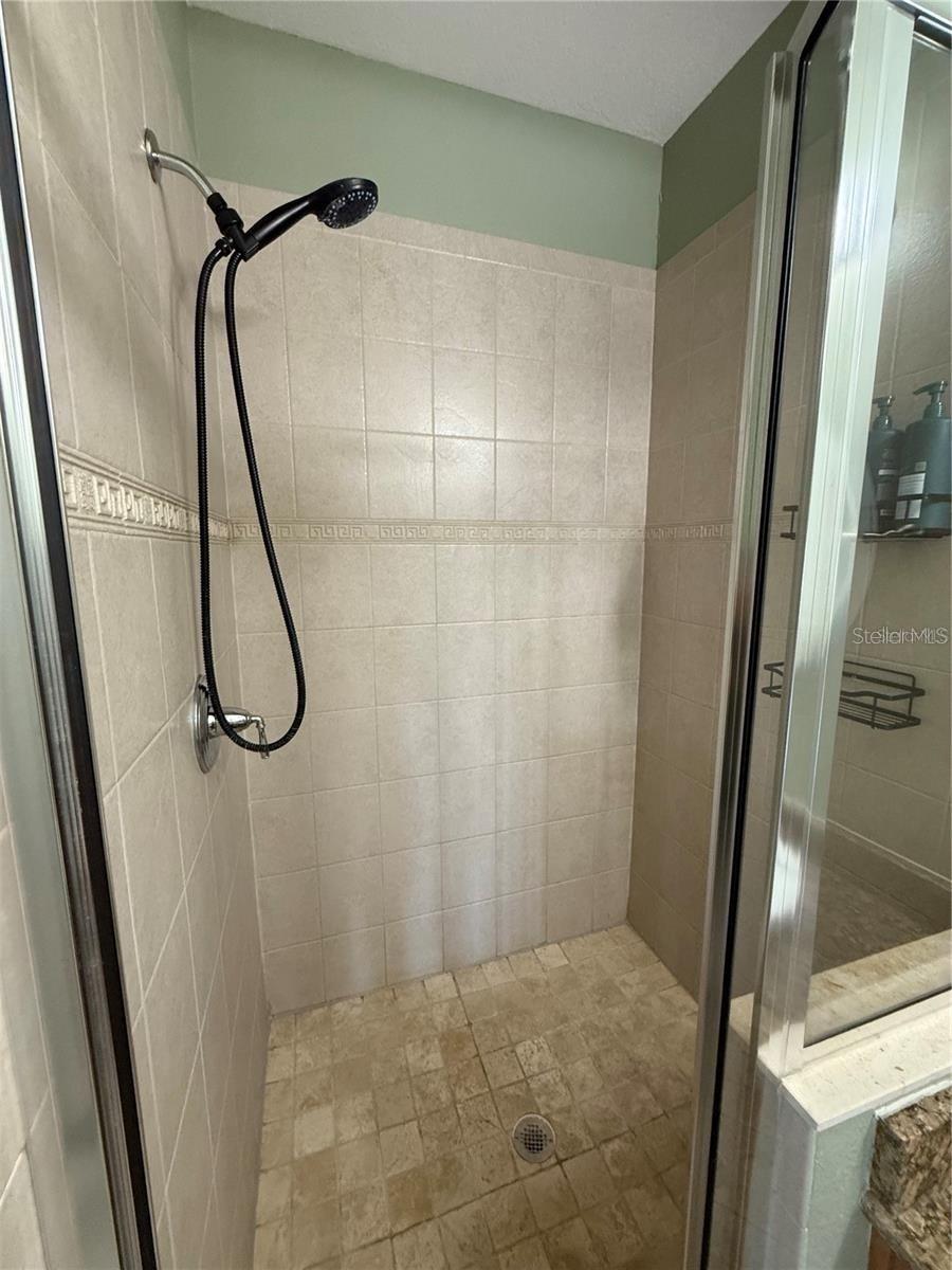 Image 20 of 37 For 2208 Soho Bay Court