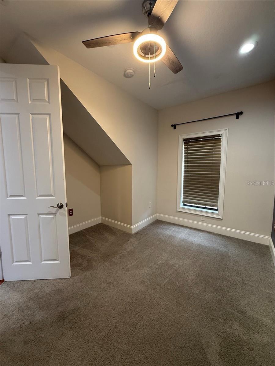 Image 28 of 37 For 2208 Soho Bay Court