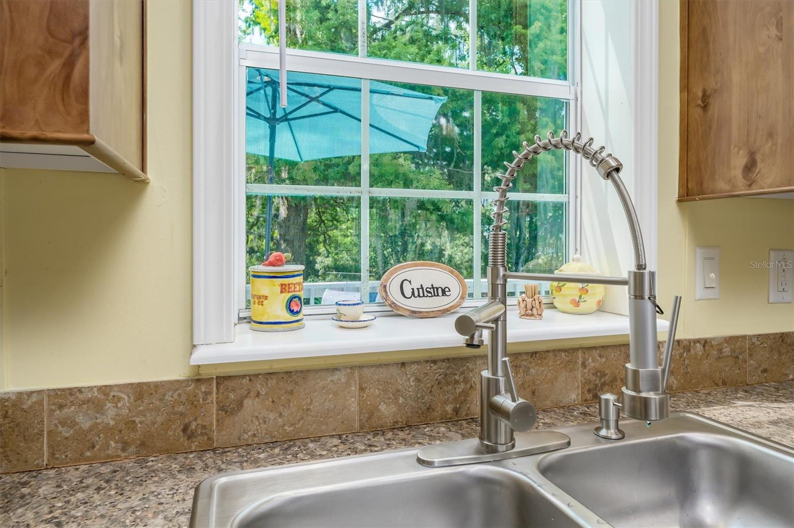 Image 14 of 79 For 30230 Palm Lane