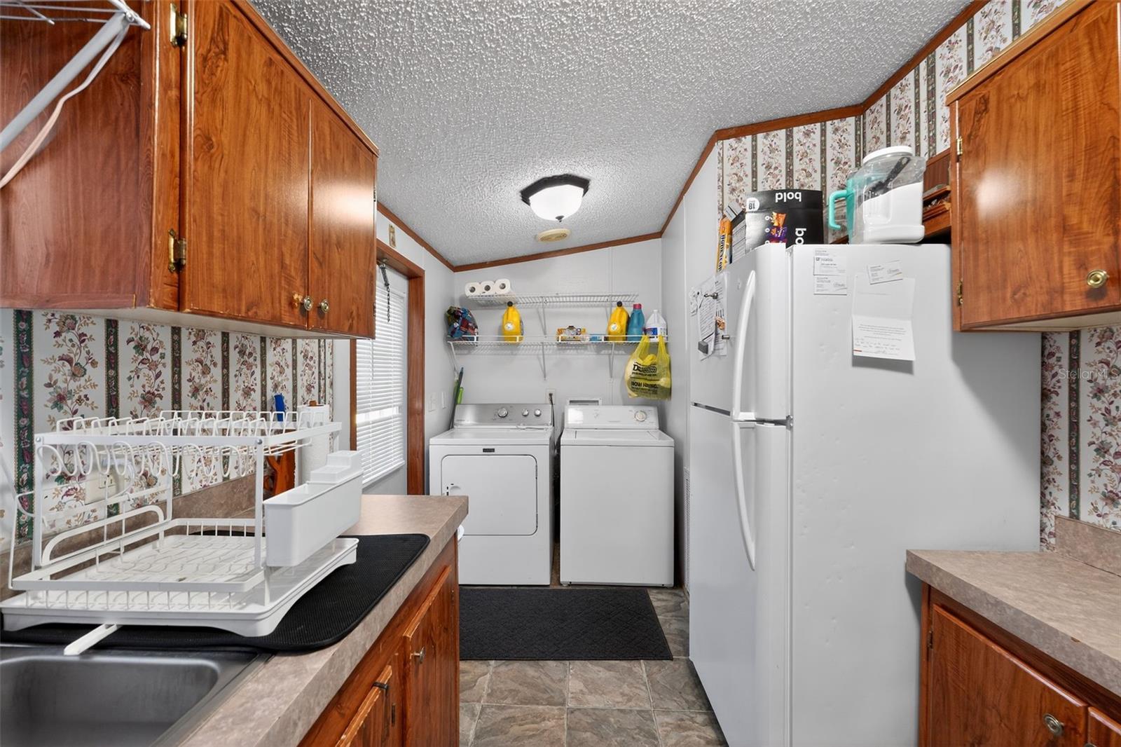 Image 15 of 30 For 27132 New Front Street