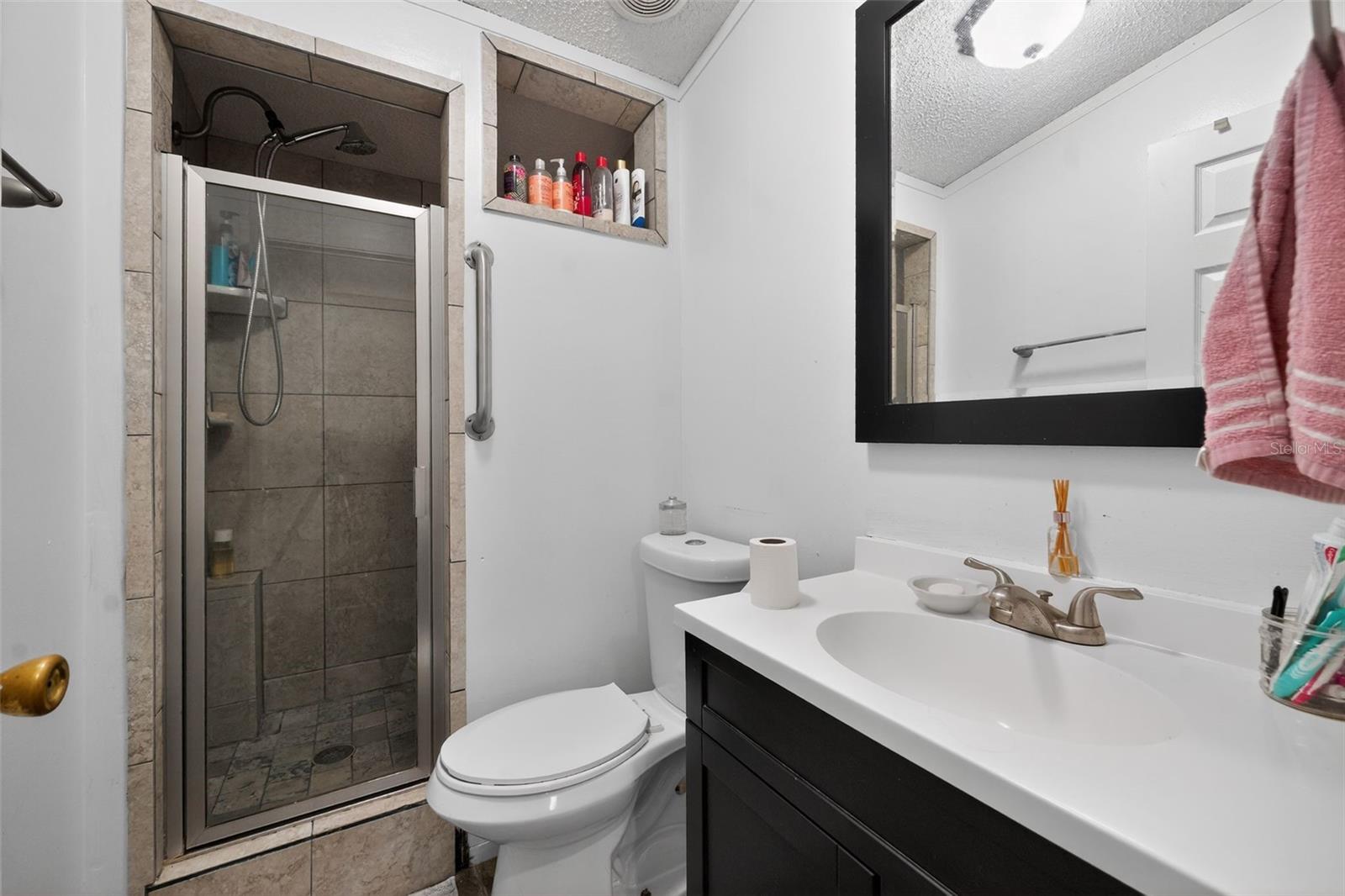 Image 24 of 30 For 27132 New Front Street