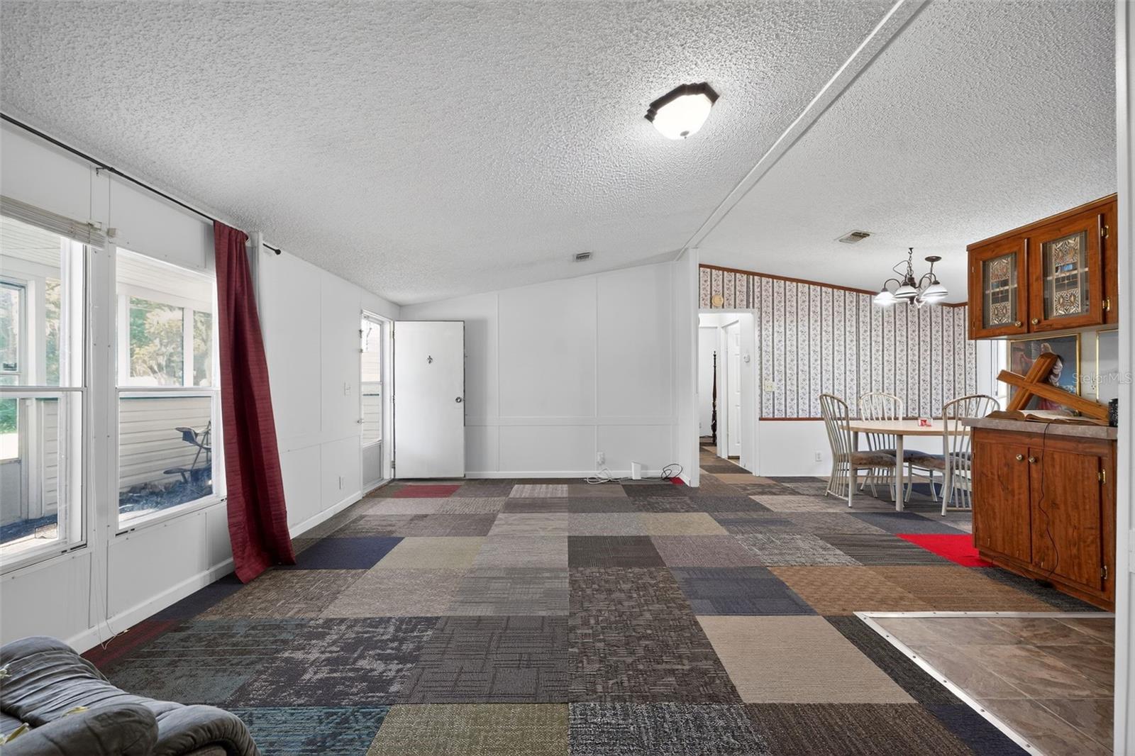 Image 3 of 30 For 27132 New Front Street