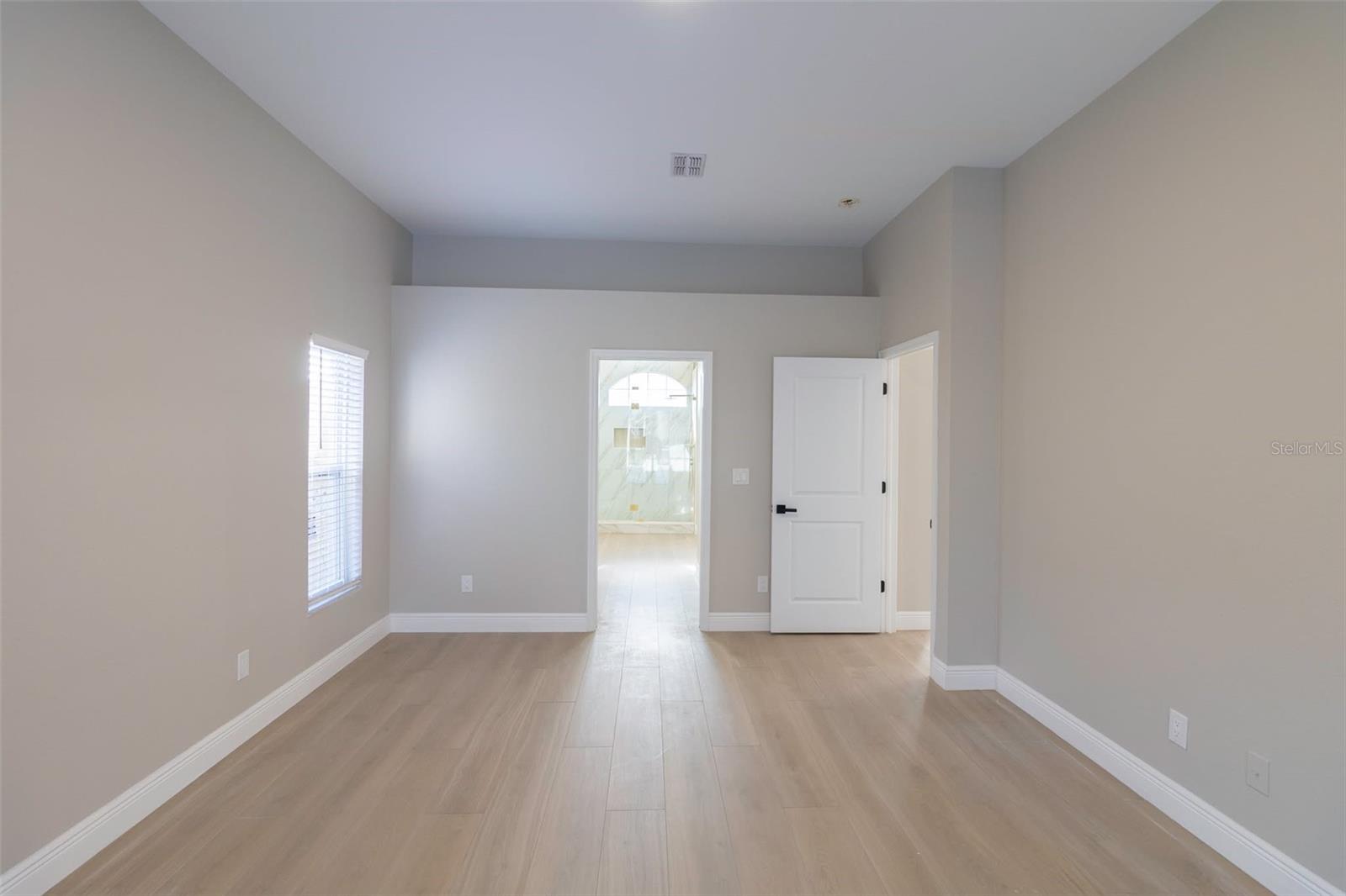 Image 14 of 29 For 1637 Ledgestone Drive