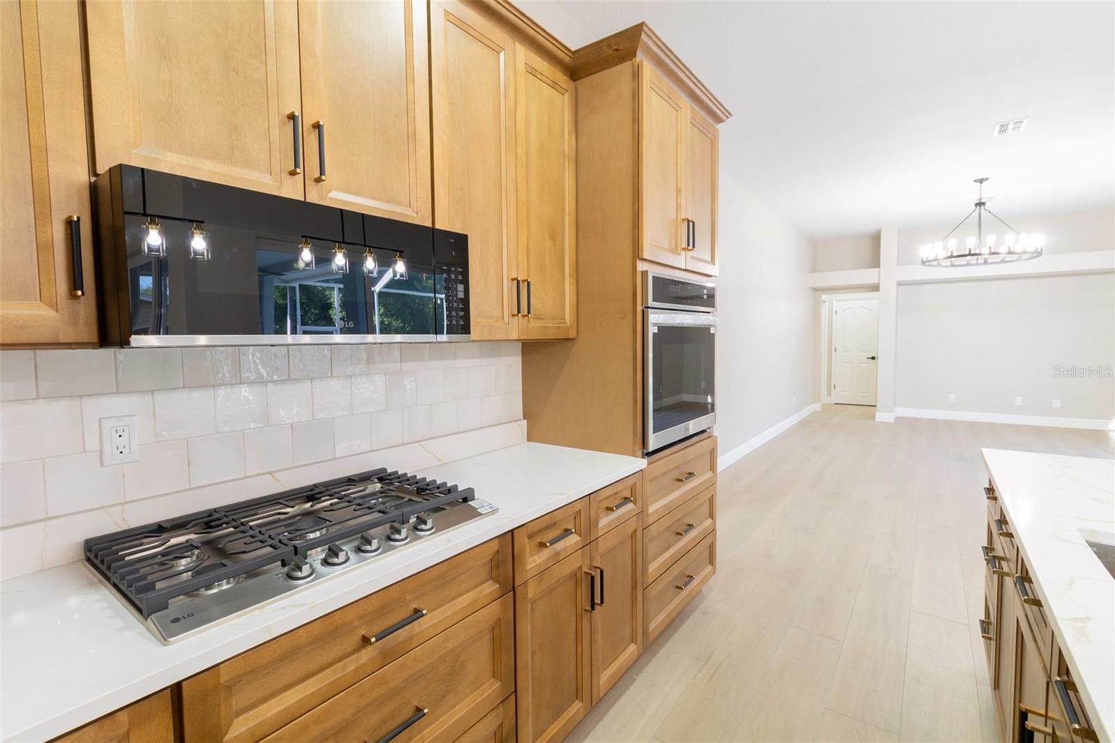 Image 9 of 29 For 1637 Ledgestone Drive