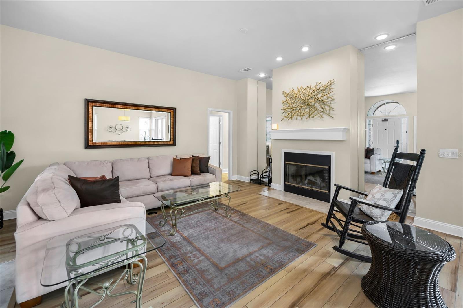 Image 13 of 68 For 2997 Eagle Estates Circle E