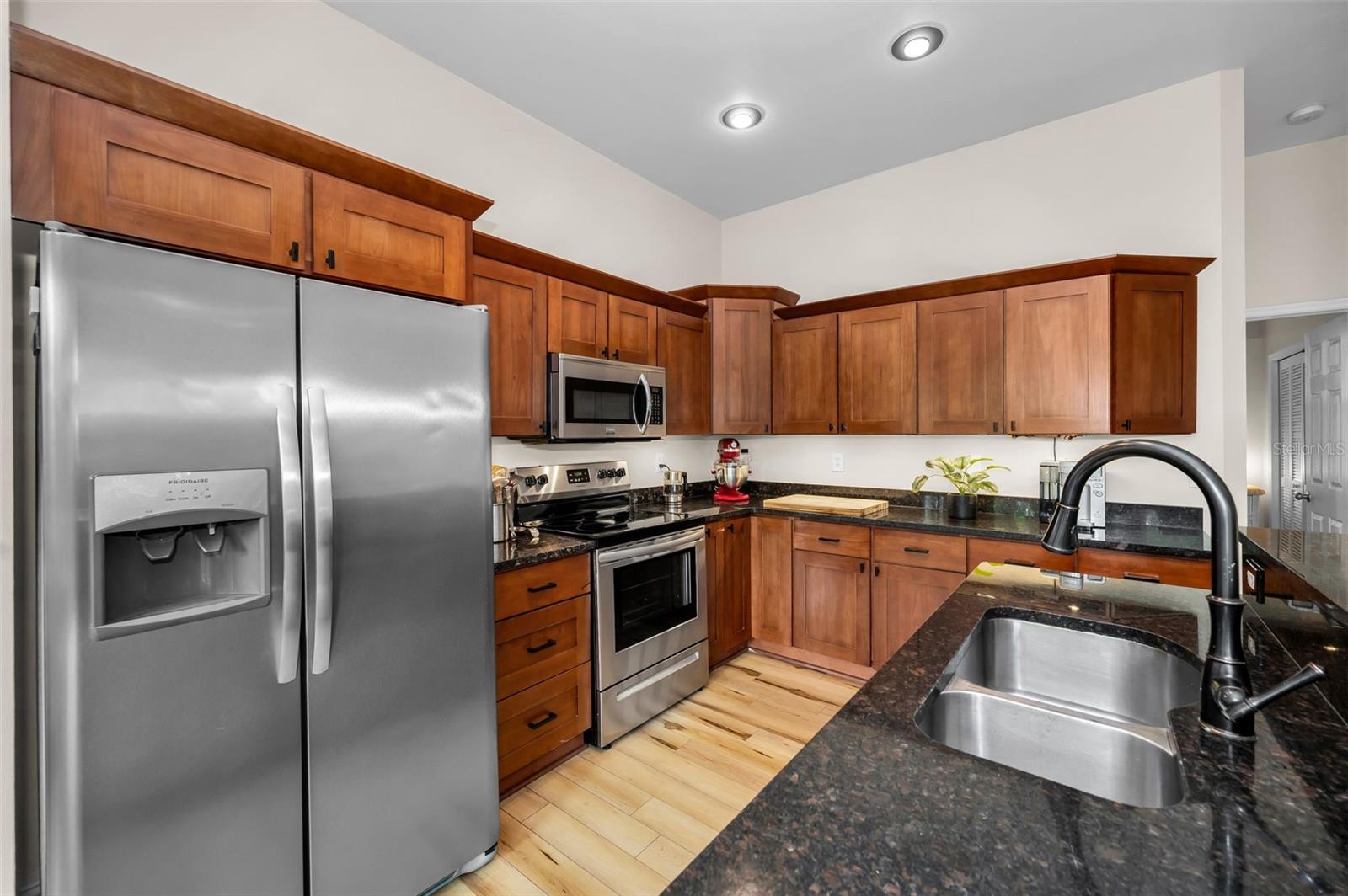 Image 20 of 68 For 2997 Eagle Estates Circle E