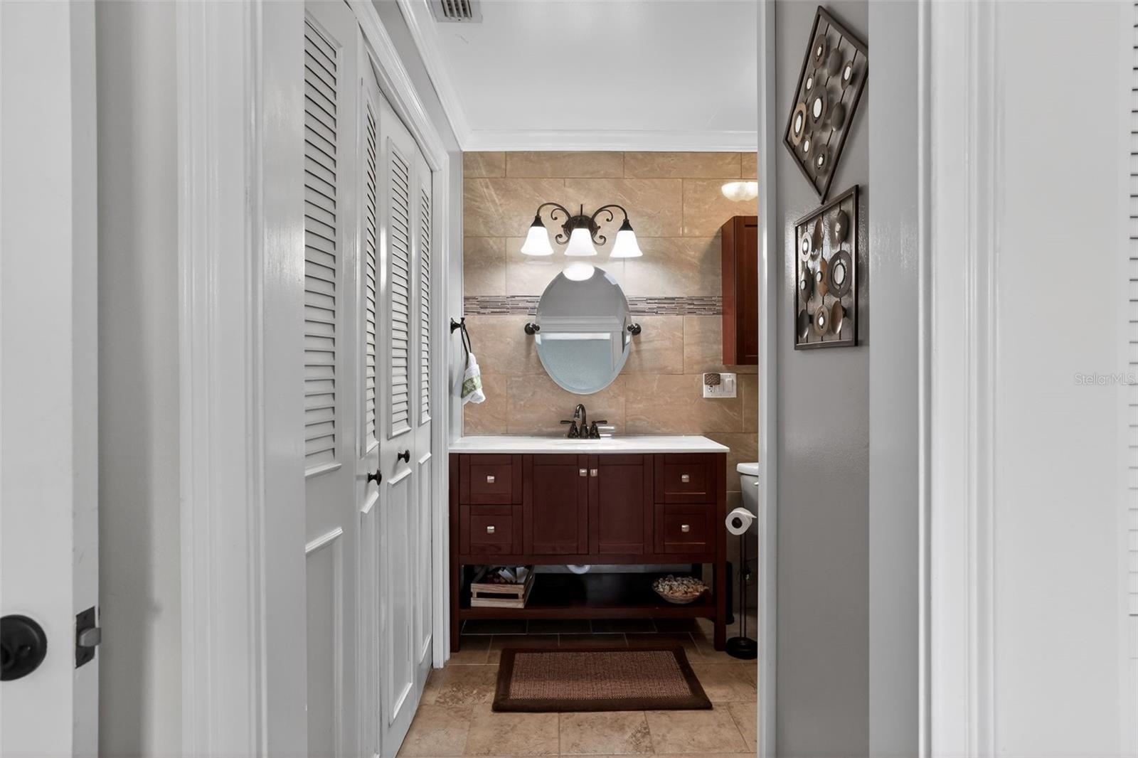 Image 17 of 23 For 7200 Ulmerton Road E3