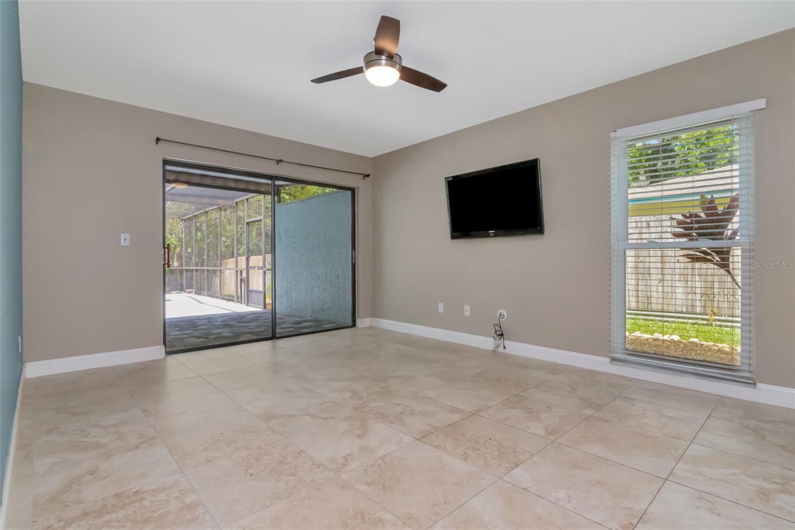 Image 13 of 50 For 16120 Oakmanor Drive