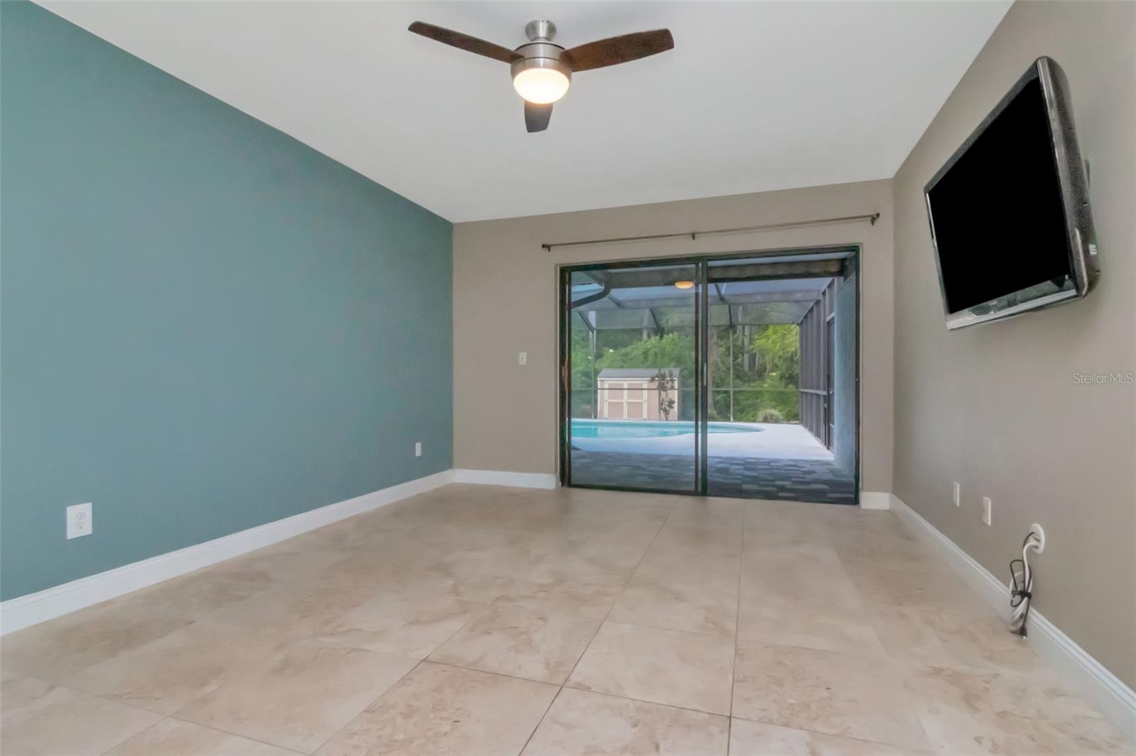 Image 14 of 50 For 16120 Oakmanor Drive