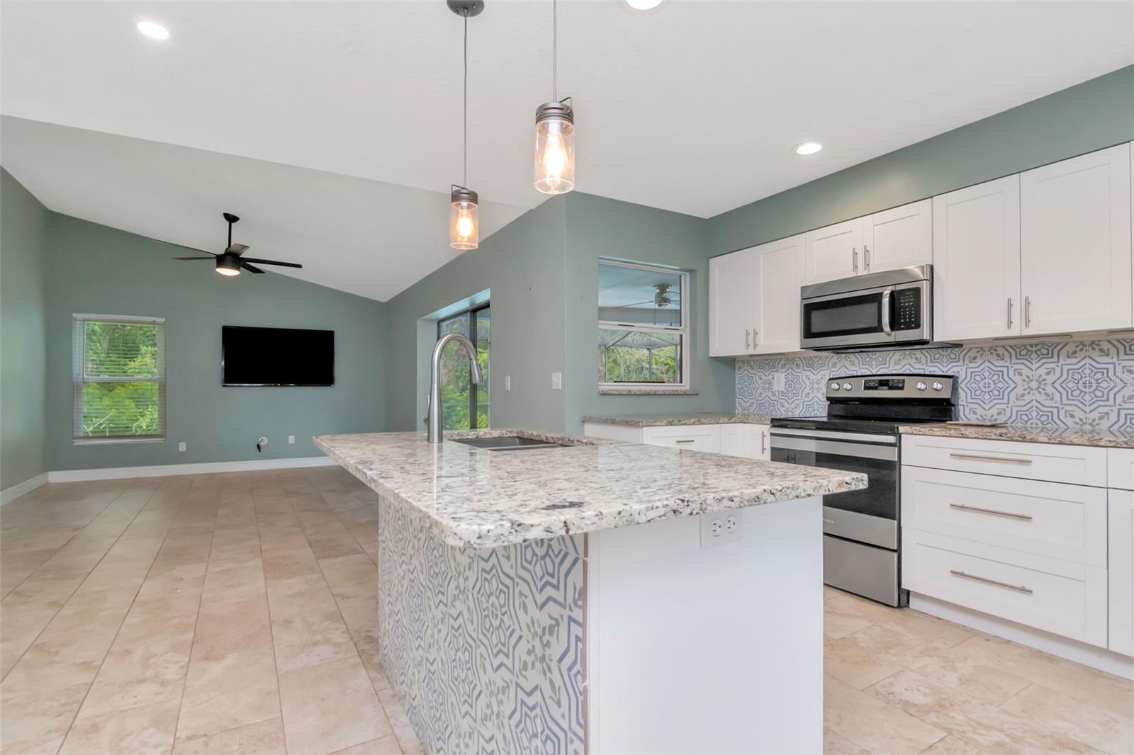 Image 23 of 50 For 16120 Oakmanor Drive