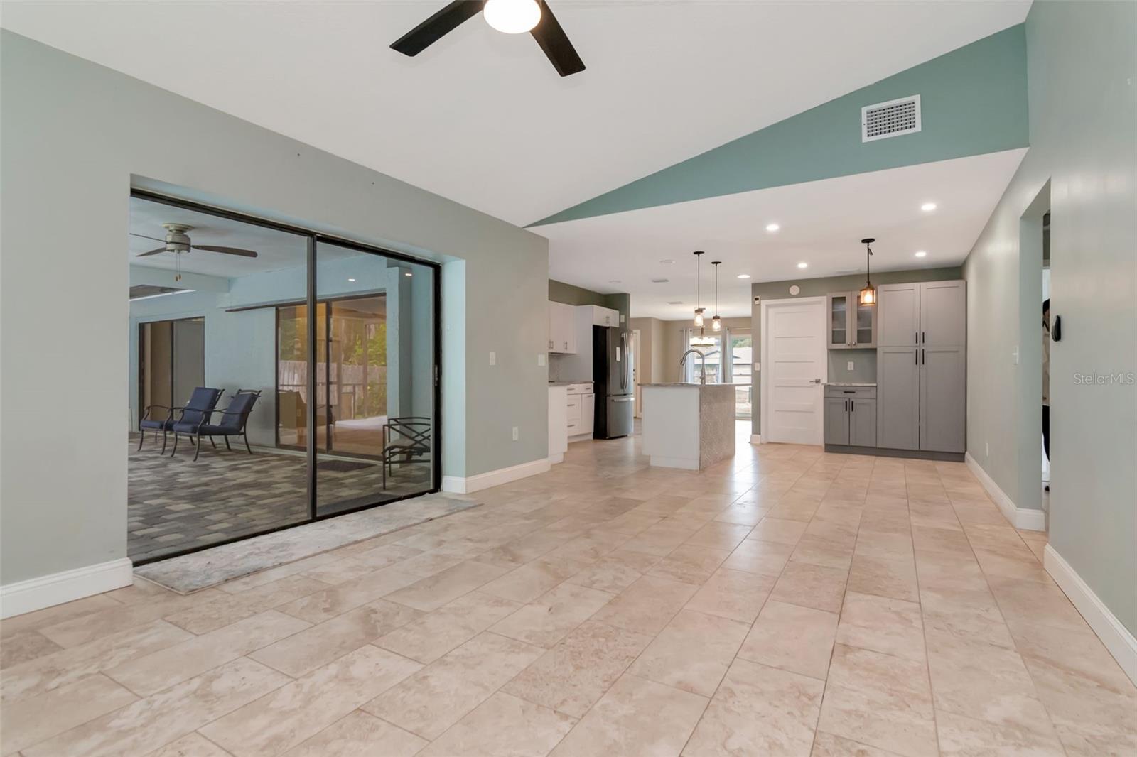 Image 30 of 50 For 16120 Oakmanor Drive