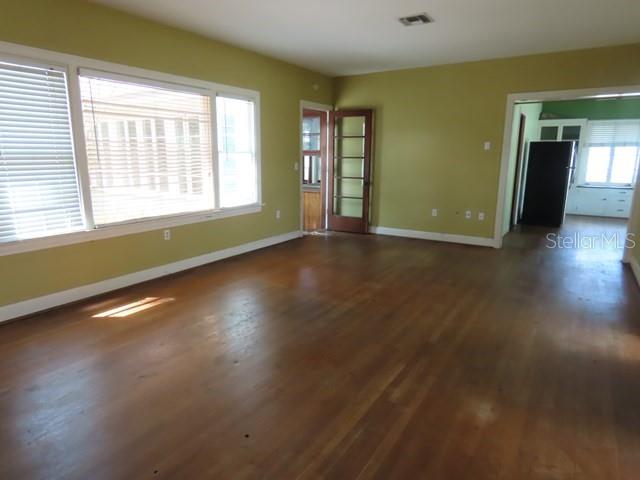 Image 12 of 29 For 408 27th Street W