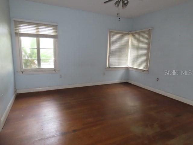 Image 21 of 29 For 408 27th Street W