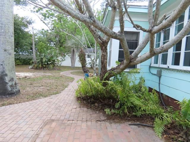 Image 5 of 29 For 408 27th Street W