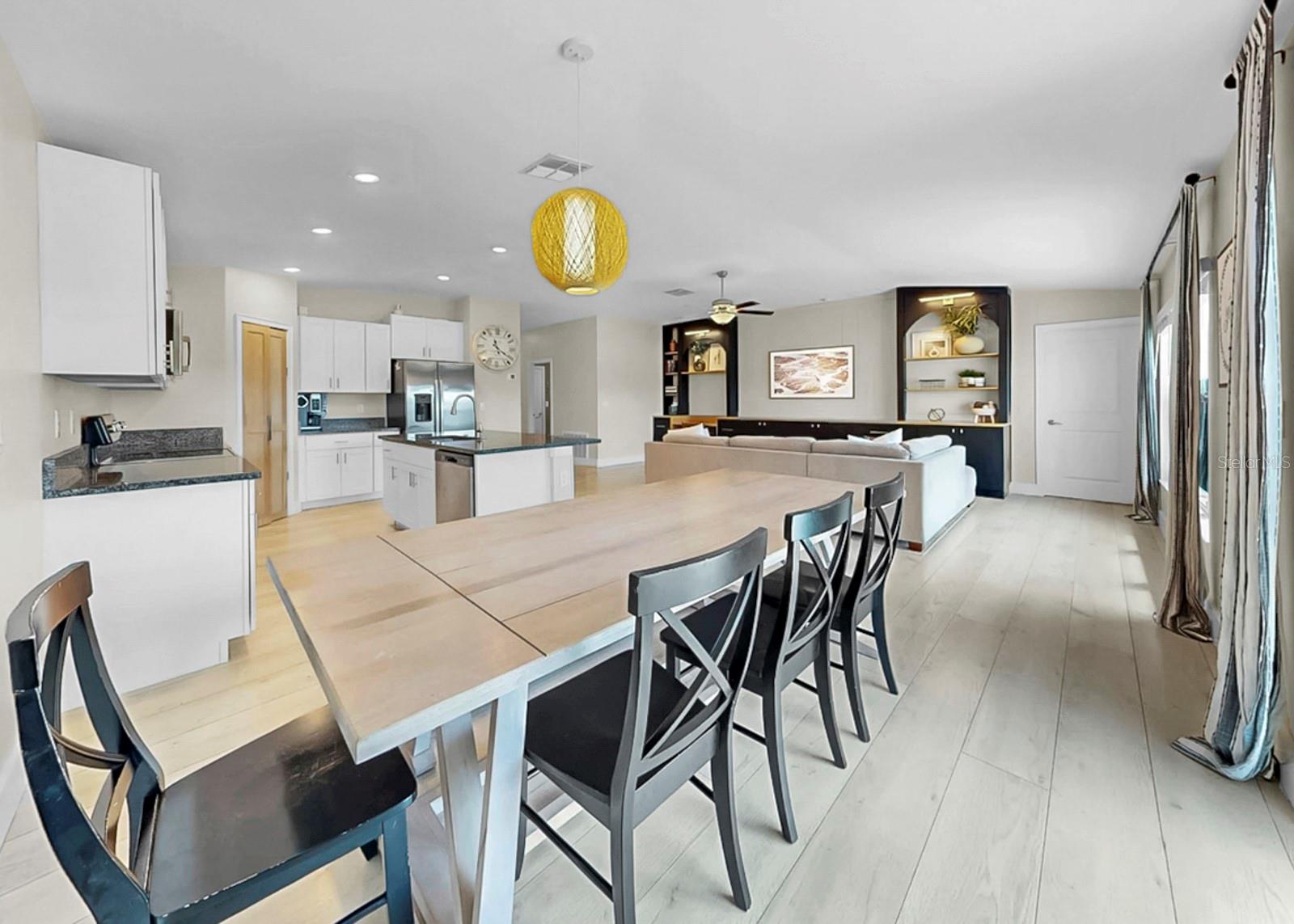 Listing photo id 20 for 13327 Great Plains Drive