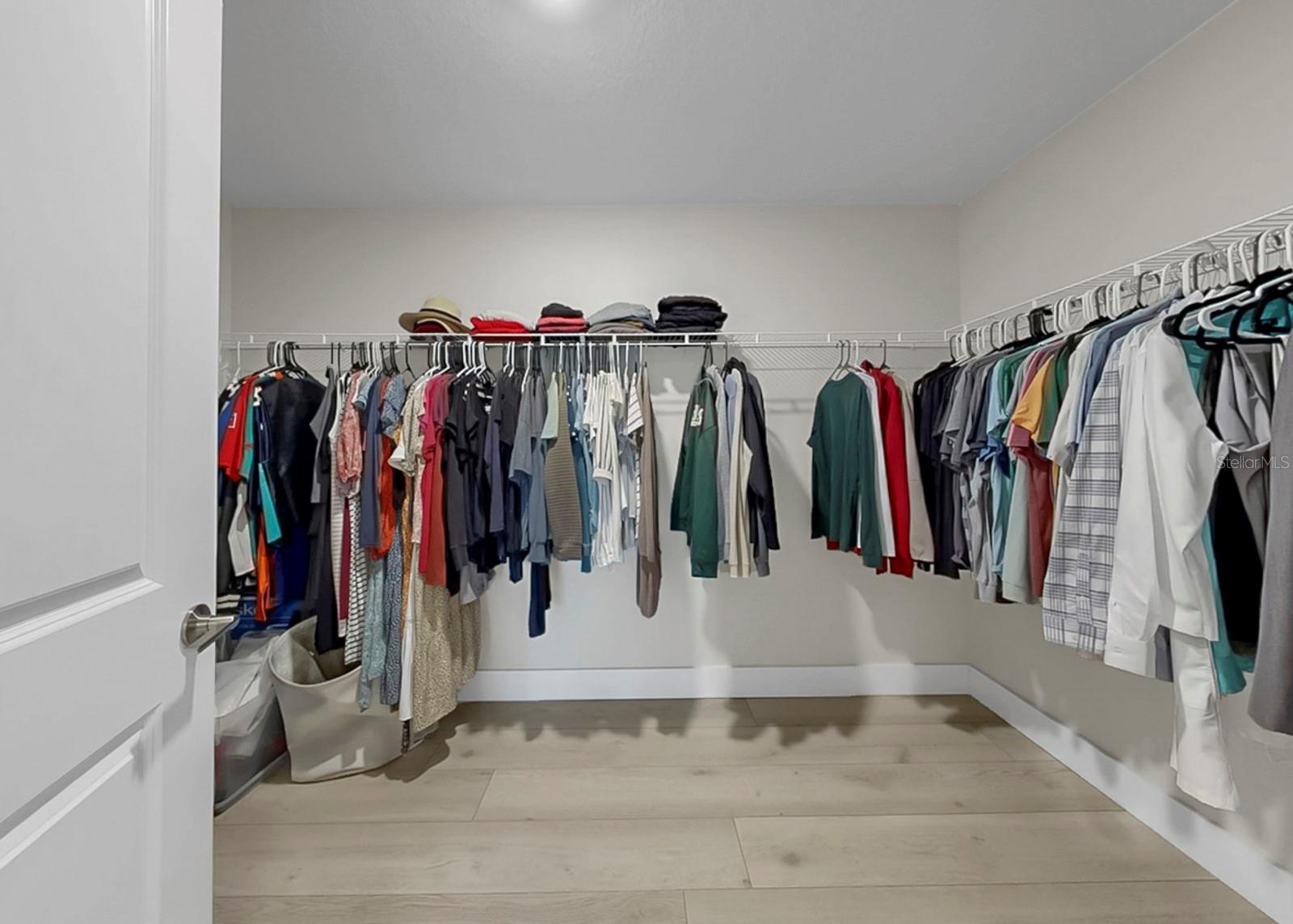 Listing photo id 29 for 13327 Great Plains Drive