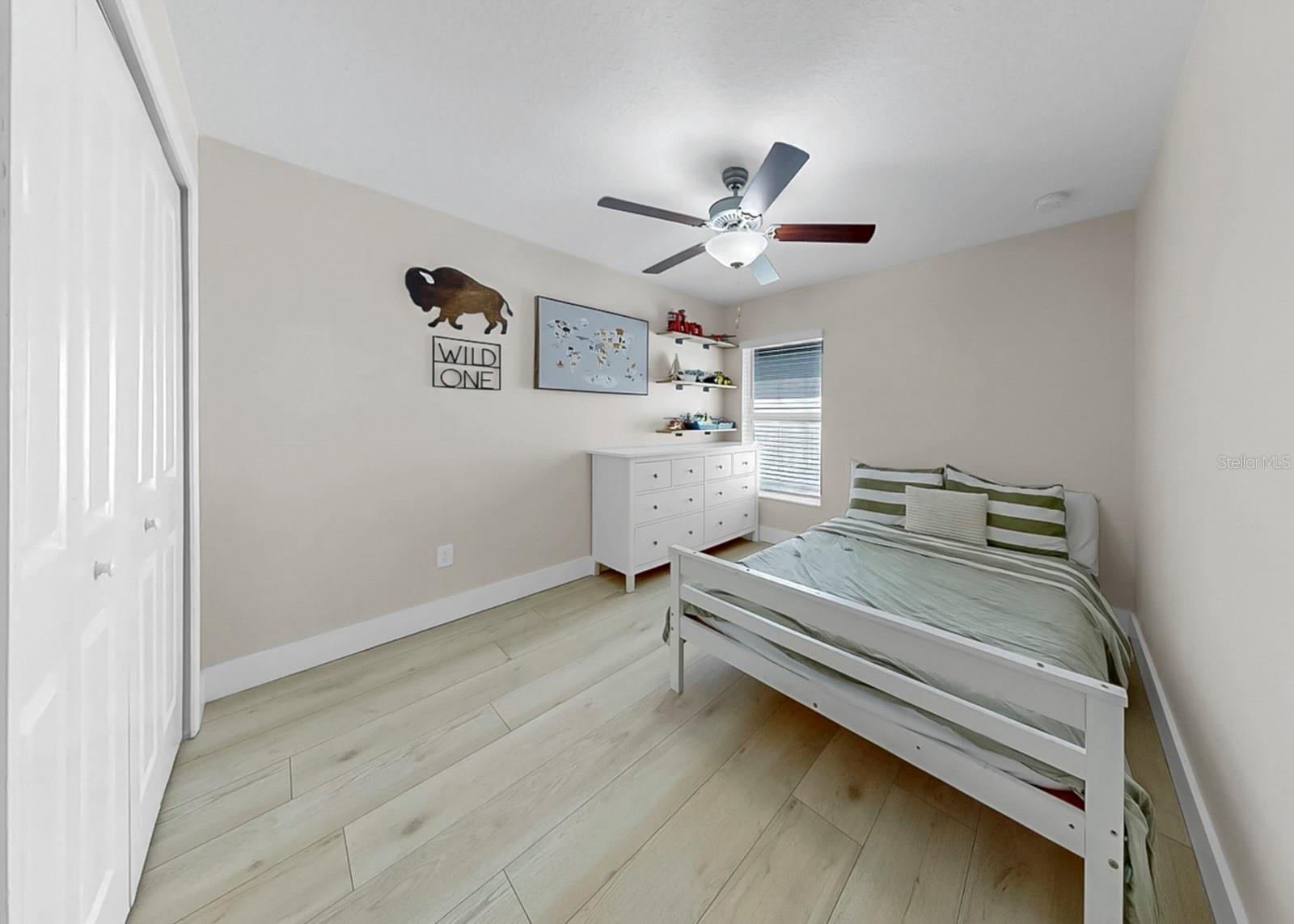 Listing photo id 30 for 13327 Great Plains Drive