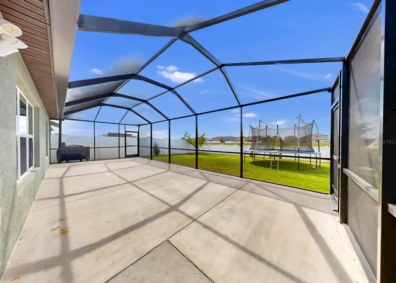 Listing photo id 38 for 13327 Great Plains Drive