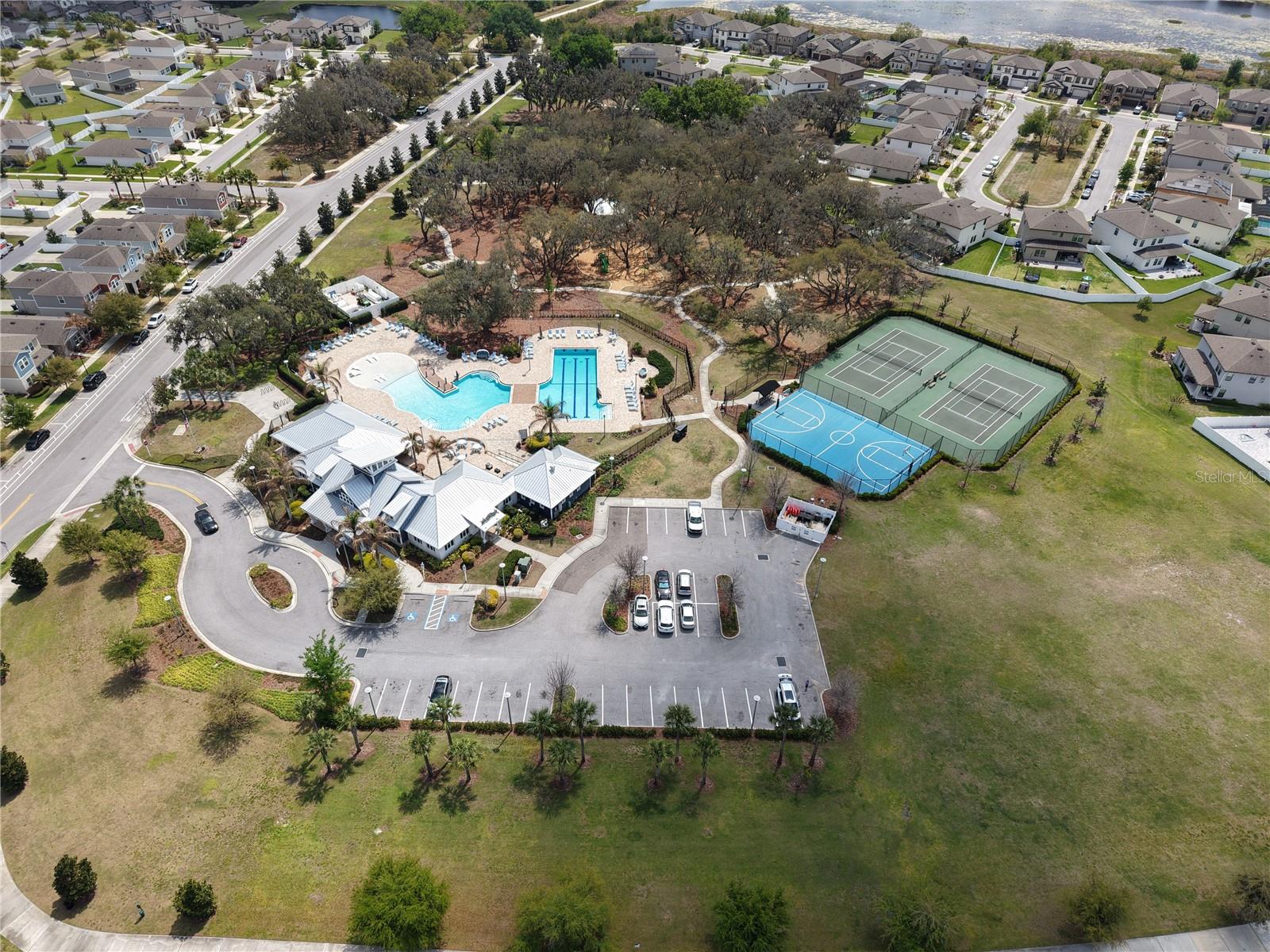 Listing photo id 64 for 13327 Great Plains Drive