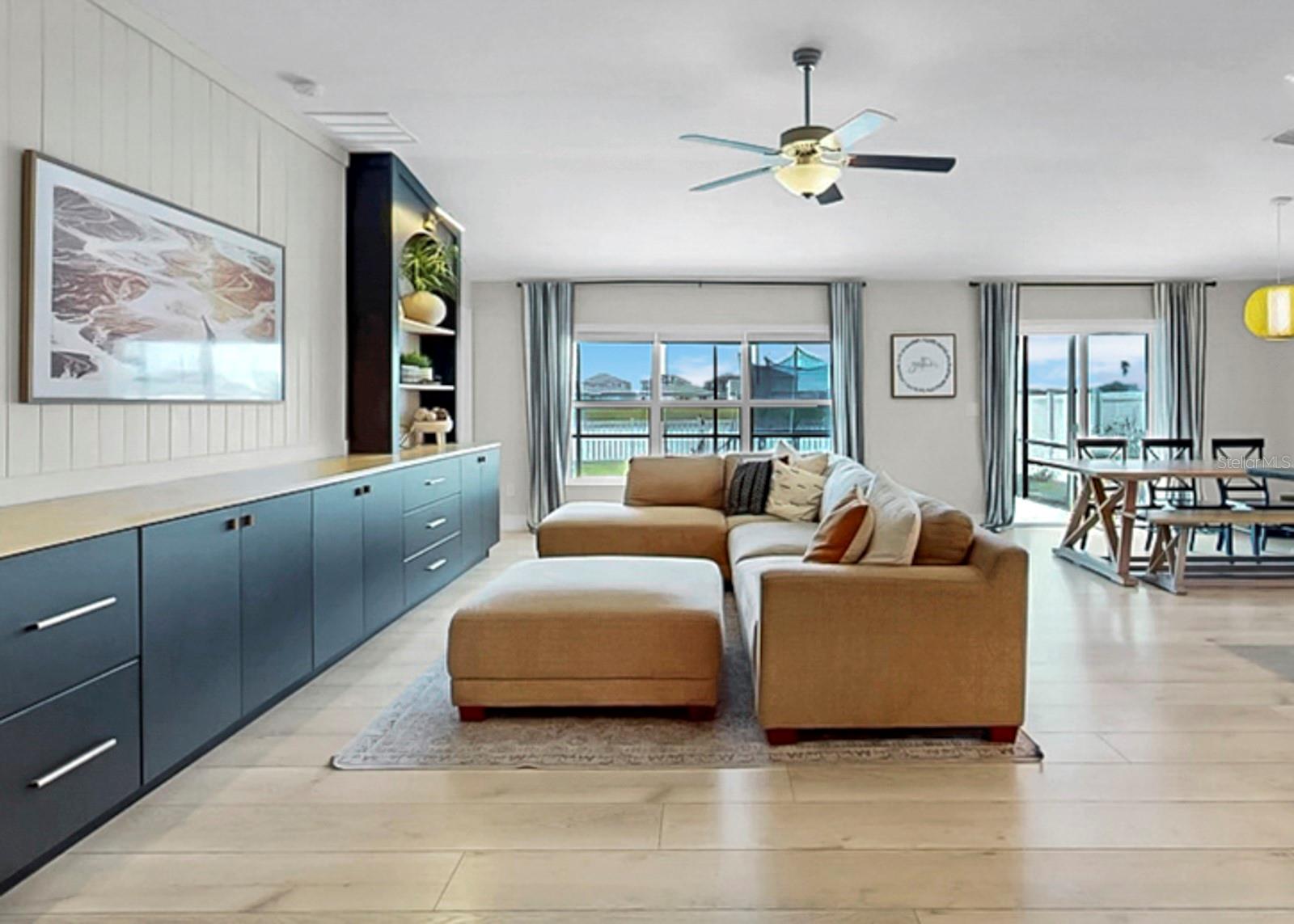 Listing photo id 7 for 13327 Great Plains Drive