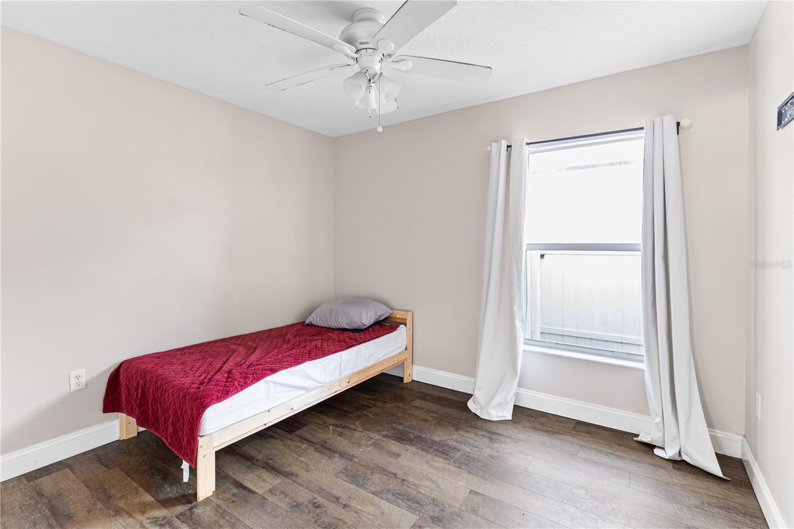 Listing photo id 17 for 2209 Pleasure Run Drive