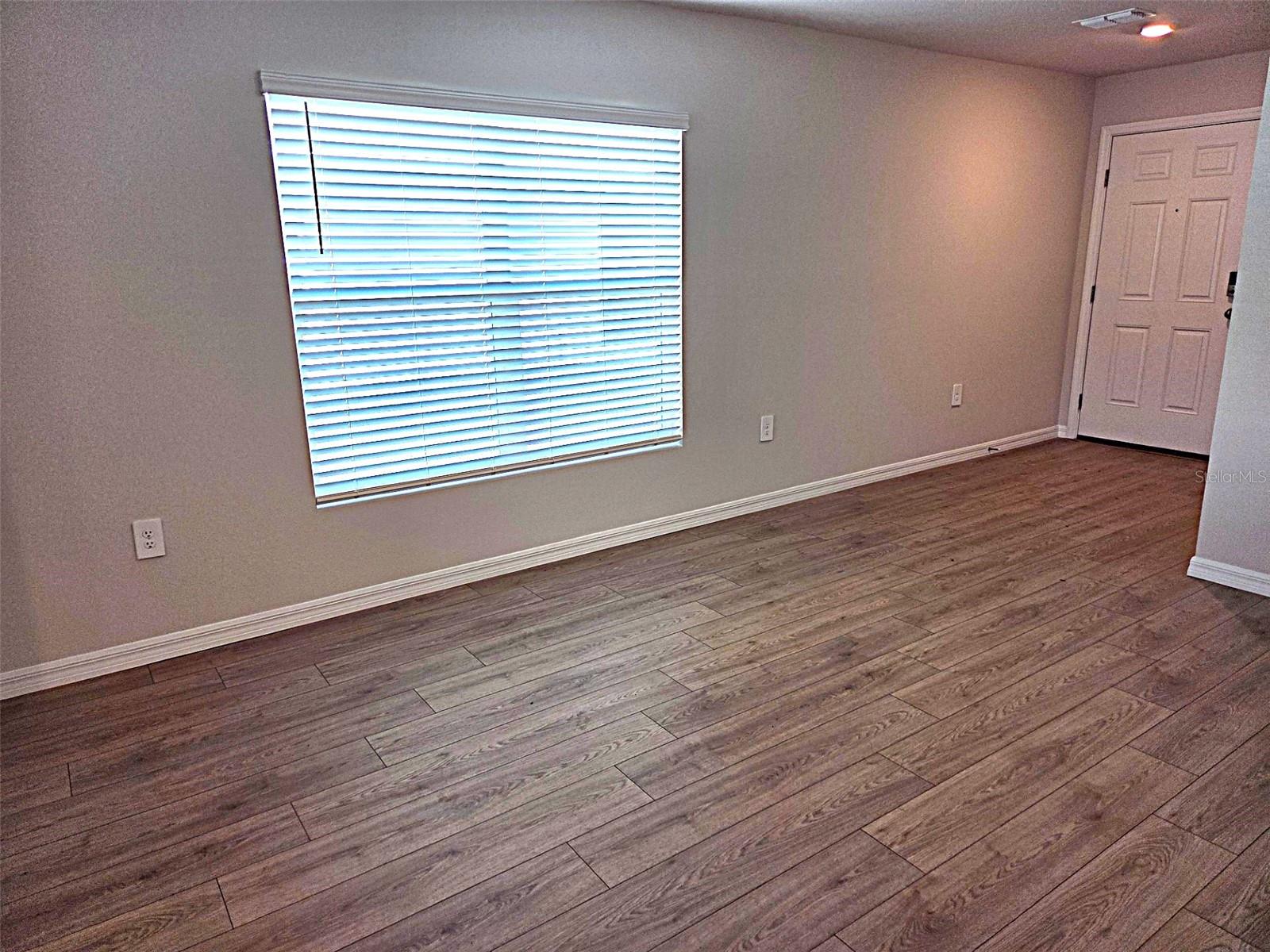 Image 14 of 38 For 11913 Texoma Court