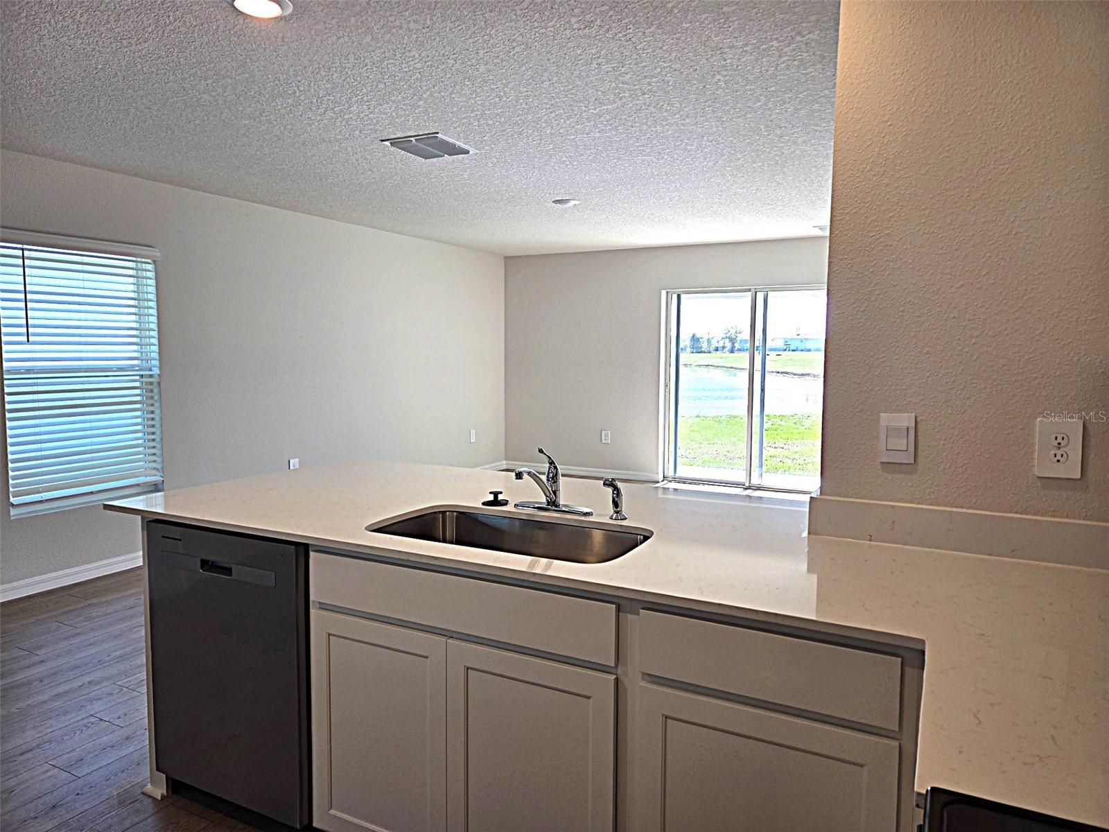 Image 4 of 38 For 11913 Texoma Court