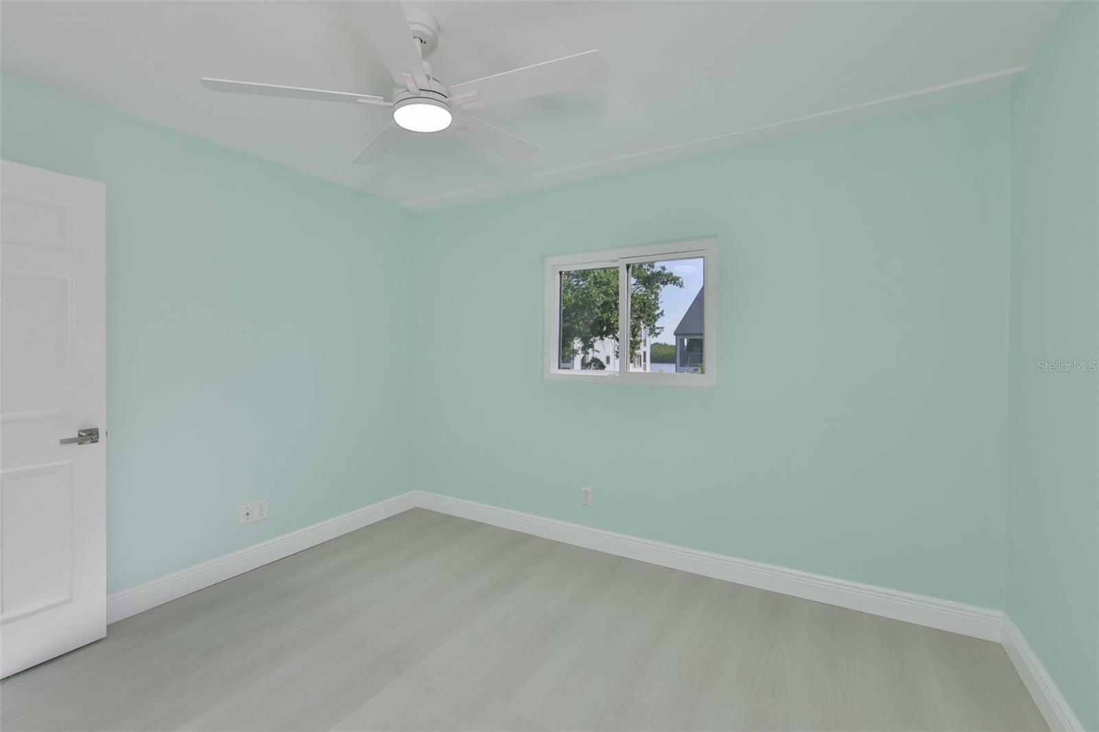 Image 22 of 37 For 812 Bahia Del Sol Drive A