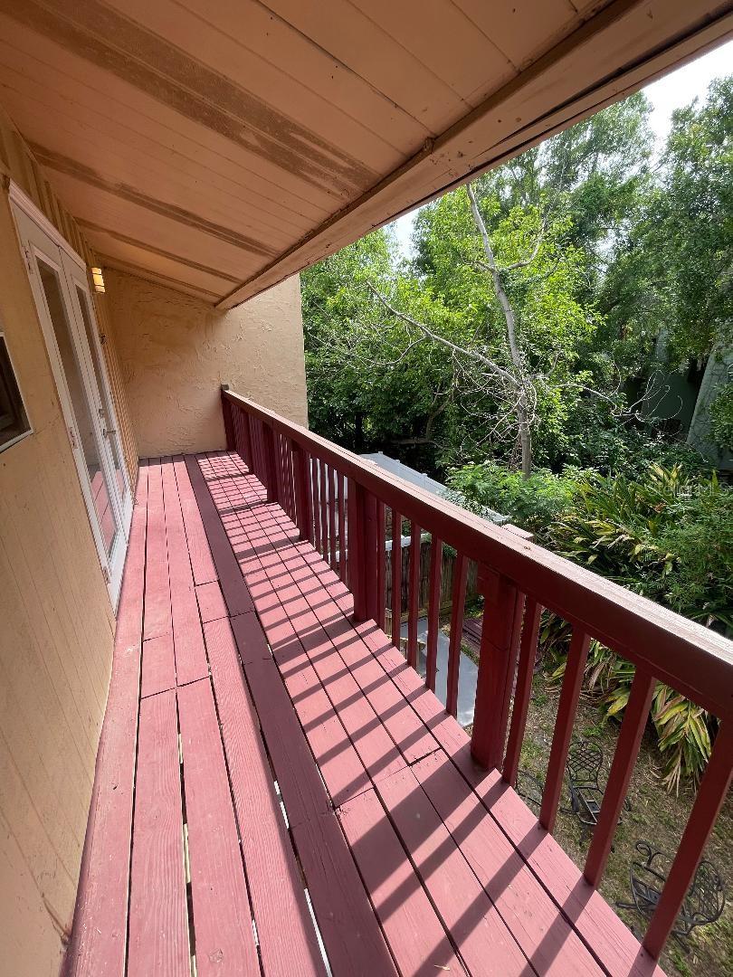 Listing photo id 4 for 4967 Steel Dust Lane