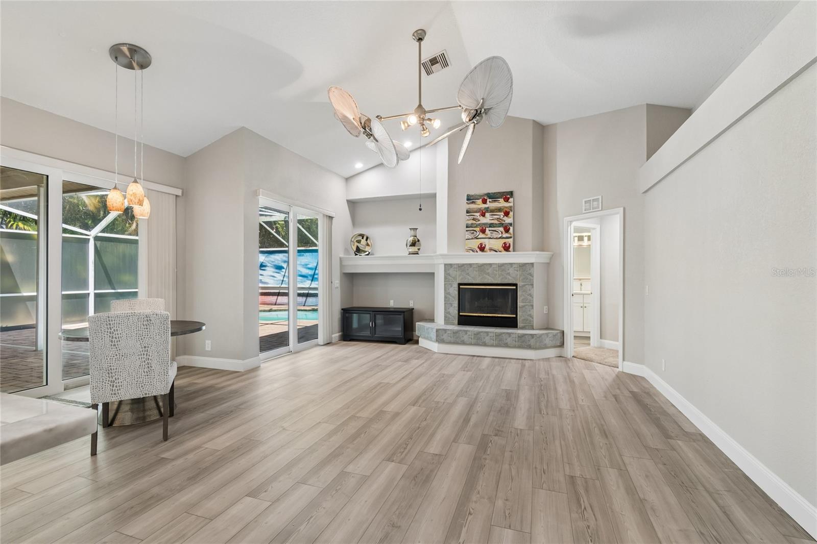 Image 17 of 66 For 4227 Auston Way