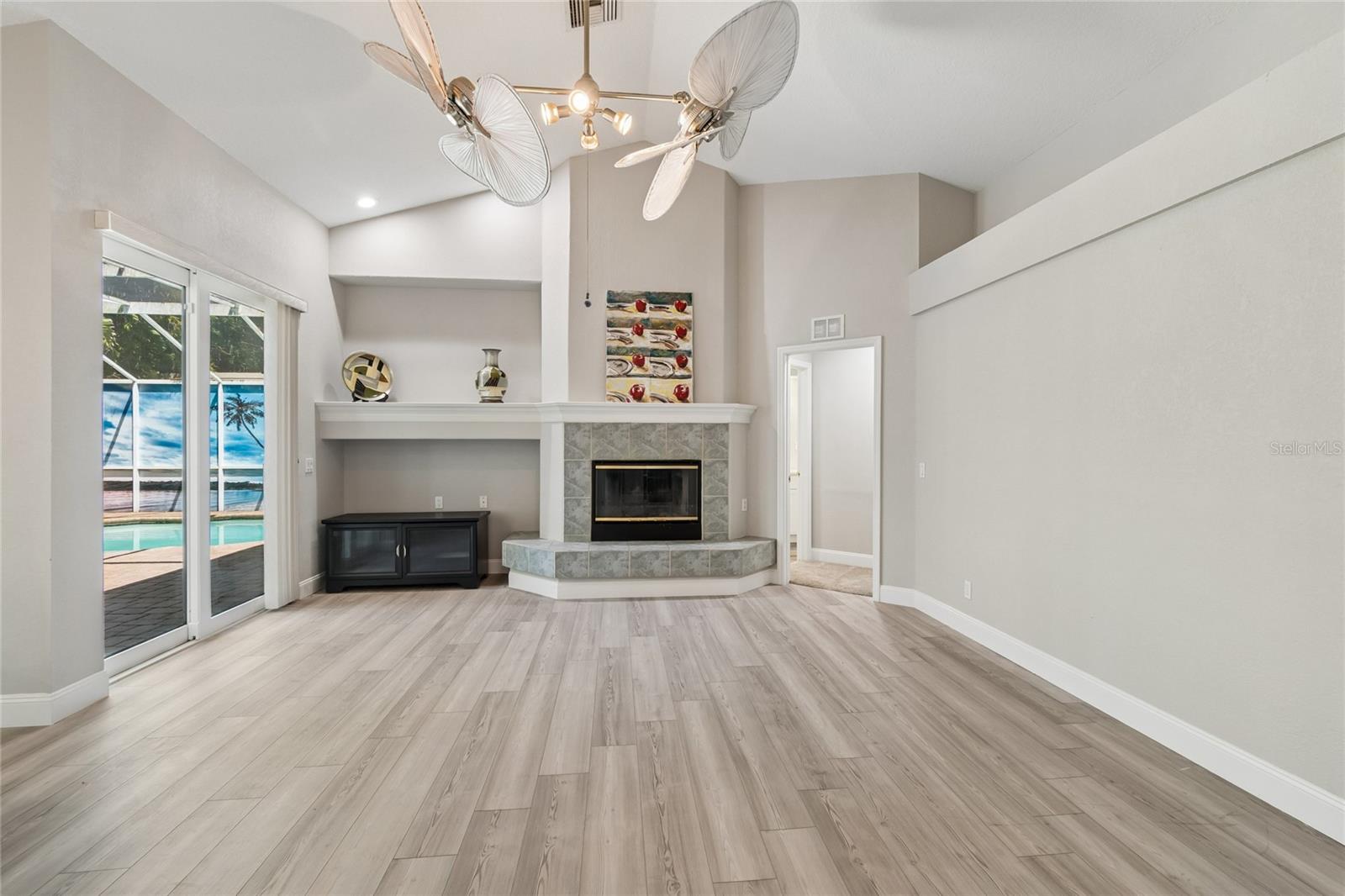 Image 18 of 66 For 4227 Auston Way