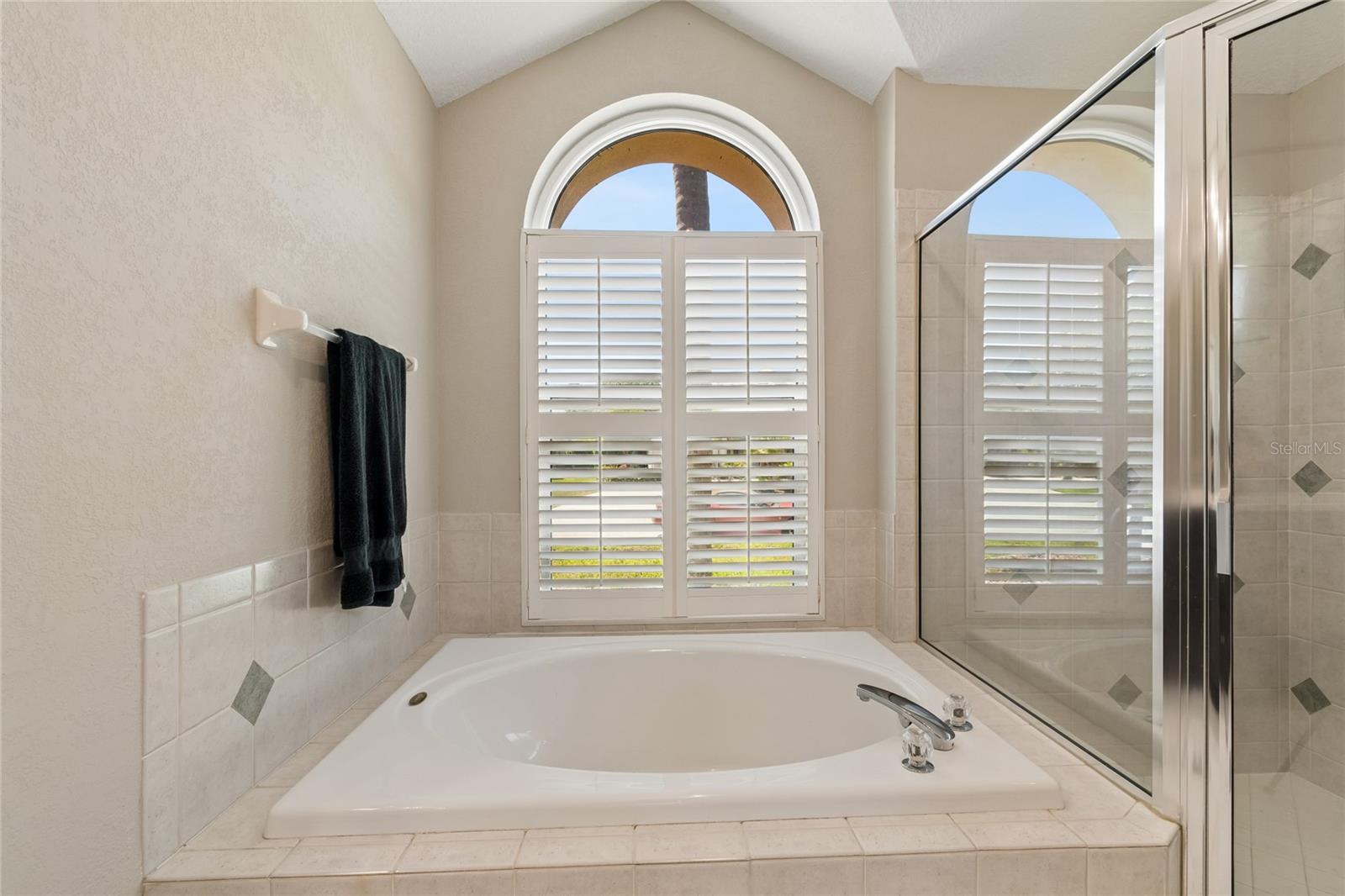 Image 25 of 66 For 4227 Auston Way