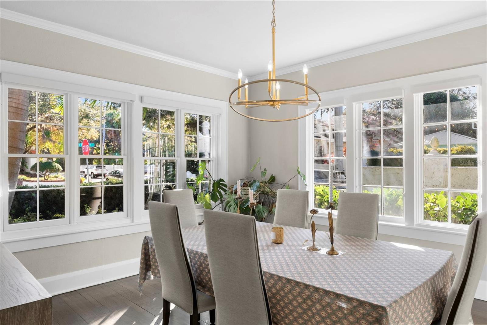 Image 11 of 46 For 2943 Bayshore Court