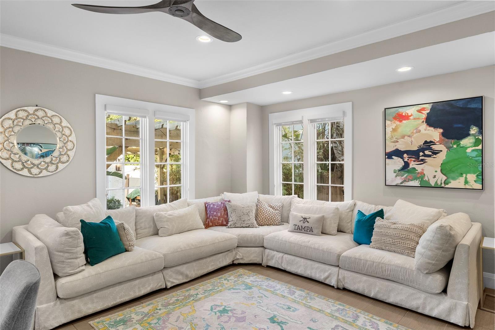 Image 18 of 46 For 2943 Bayshore Court