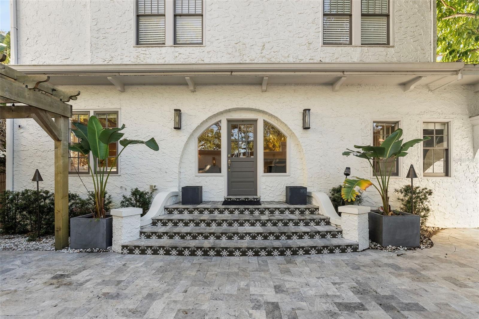 Image 35 of 46 For 2943 Bayshore Court