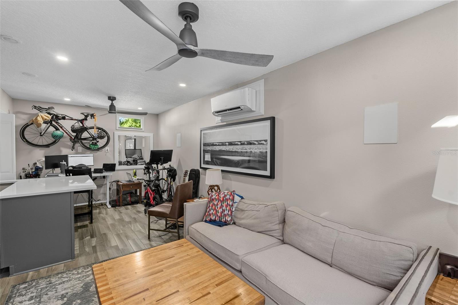 Image 38 of 46 For 2943 Bayshore Court