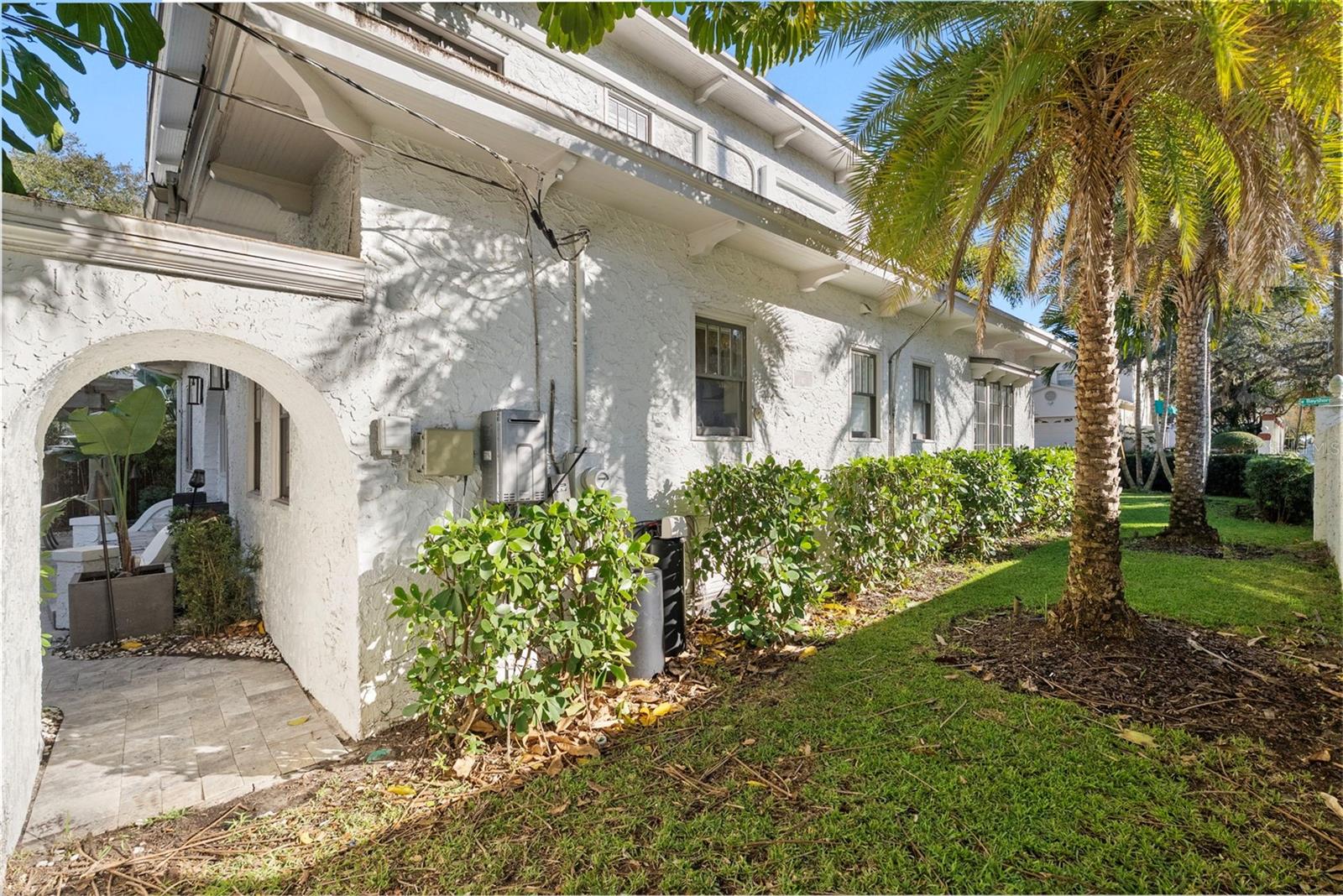 Image 43 of 46 For 2943 Bayshore Court