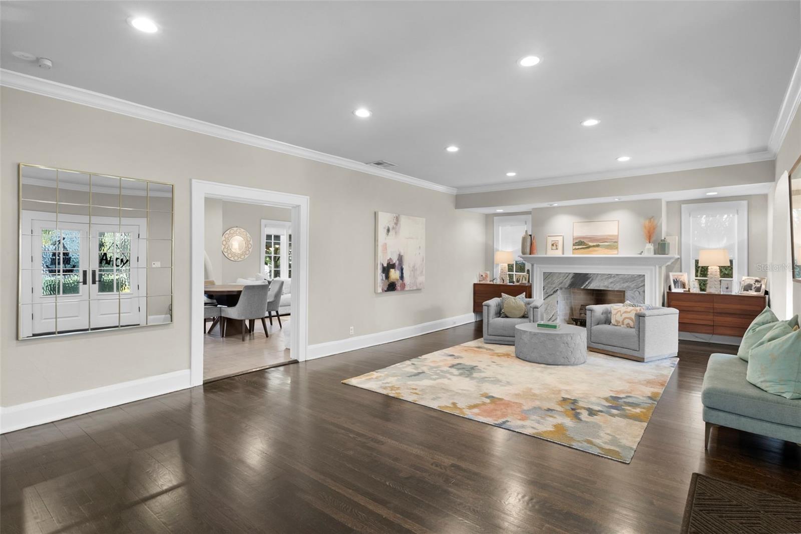 Image 5 of 46 For 2943 Bayshore Court