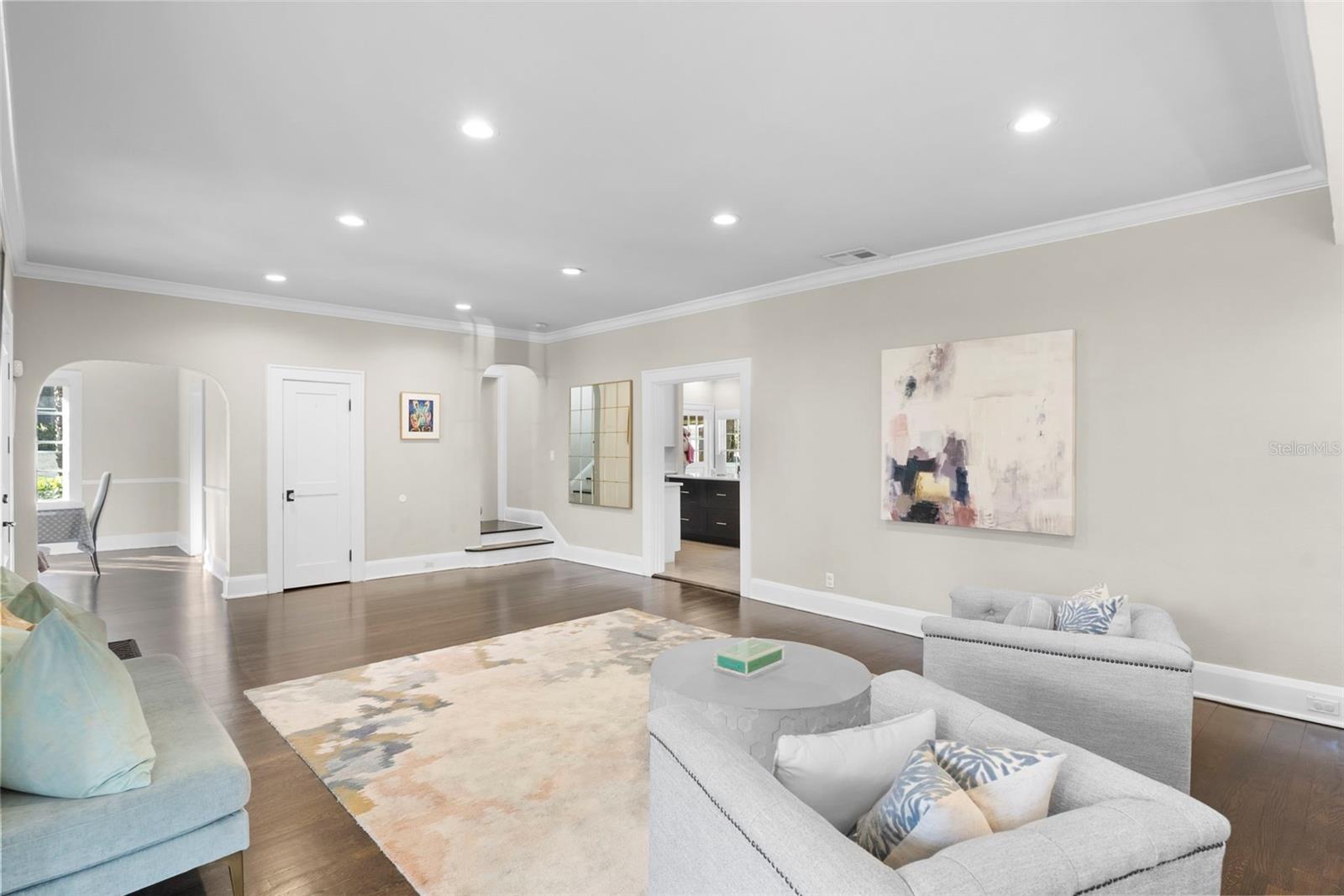 Image 9 of 46 For 2943 Bayshore Court