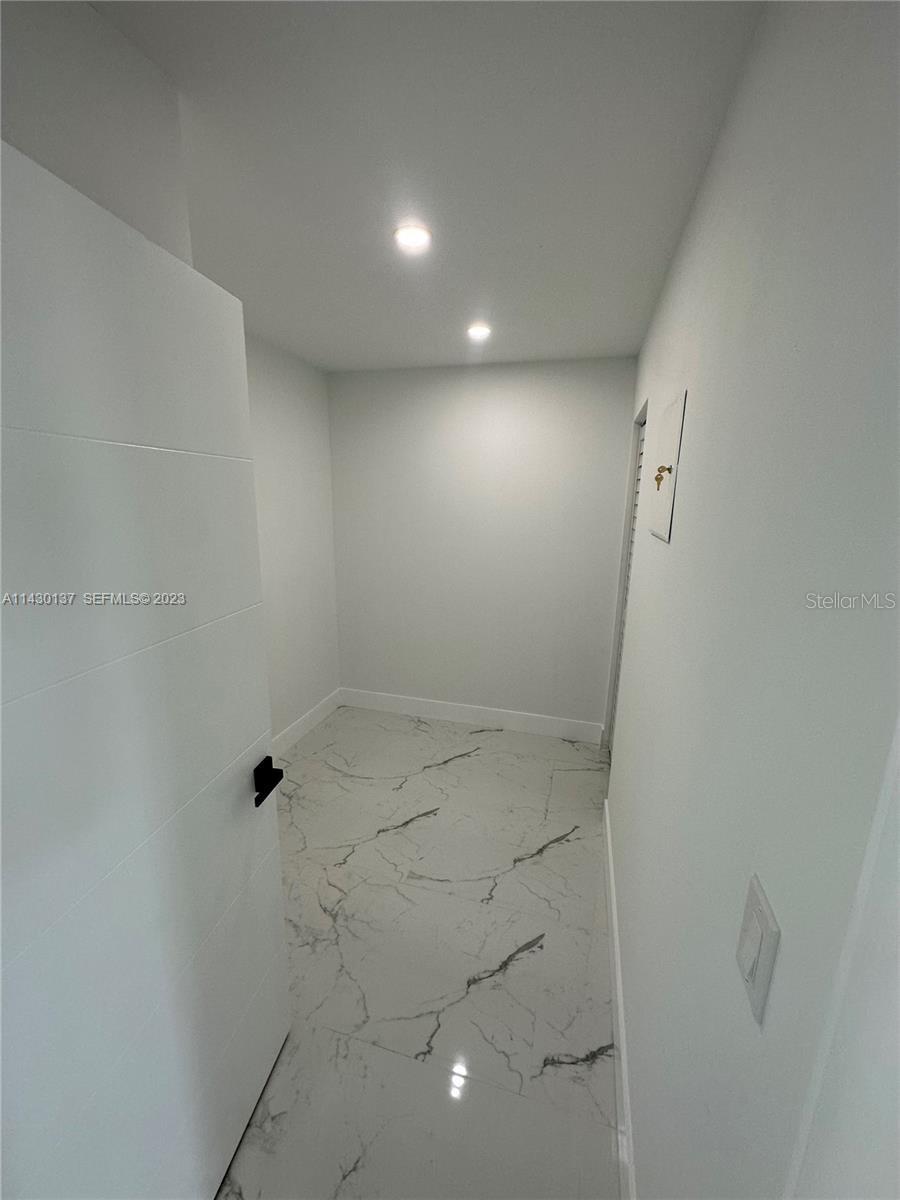 Image 11 of 19 For 1125 Milwaukee Boulevard