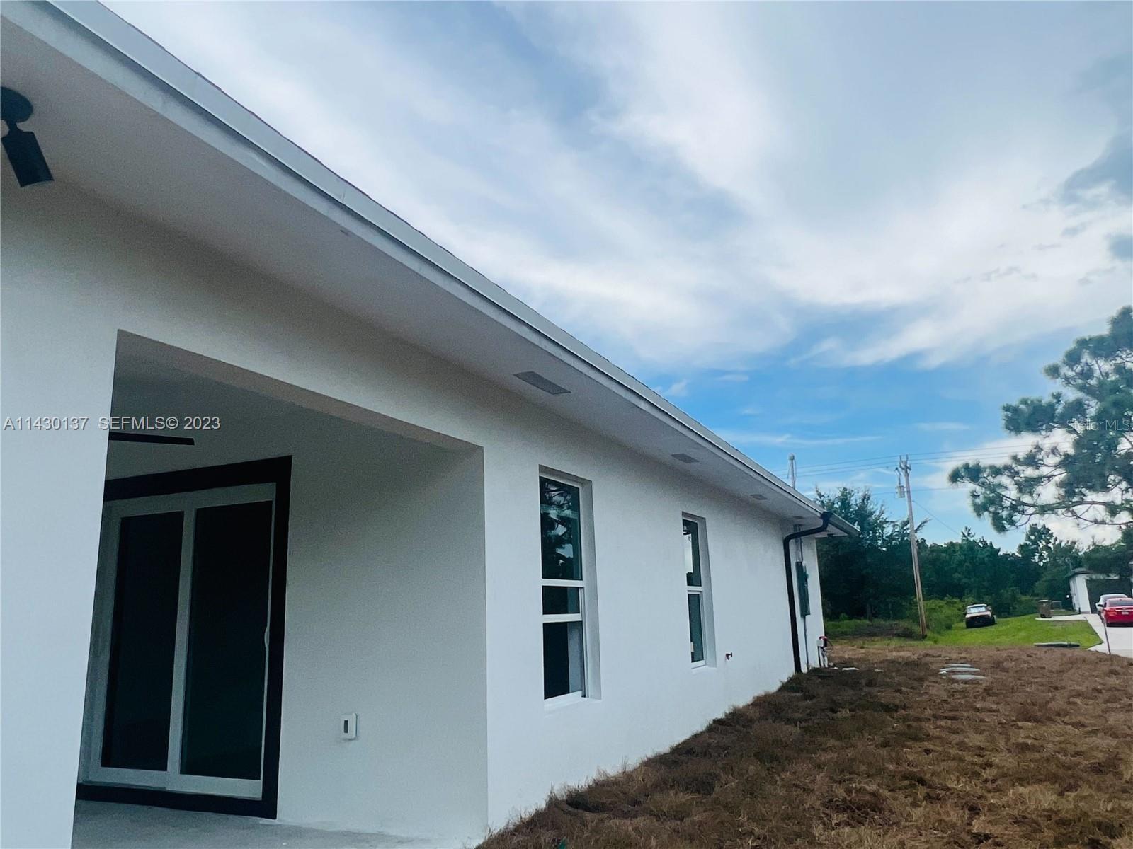 Image 17 of 19 For 1125 Milwaukee Boulevard