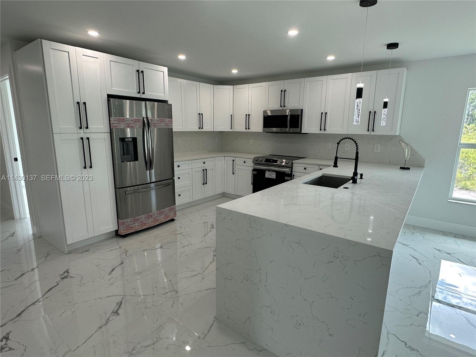 Image 4 of 19 For 1125 Milwaukee Boulevard