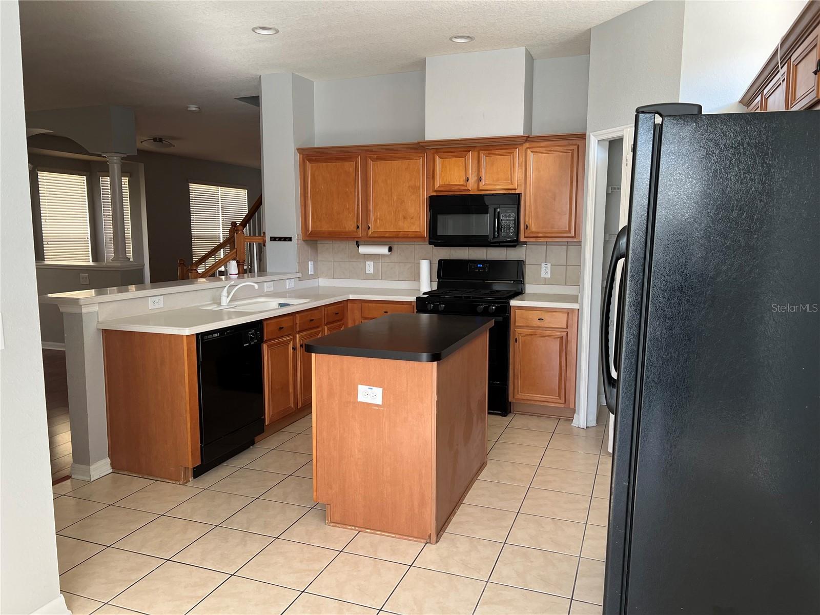 Image 10 of 33 For 20027 Heritage Pointe