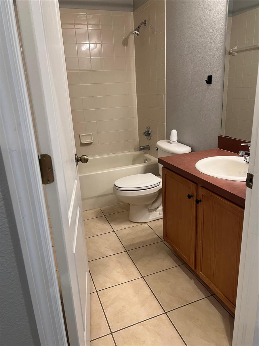 Image 18 of 33 For 20027 Heritage Pointe