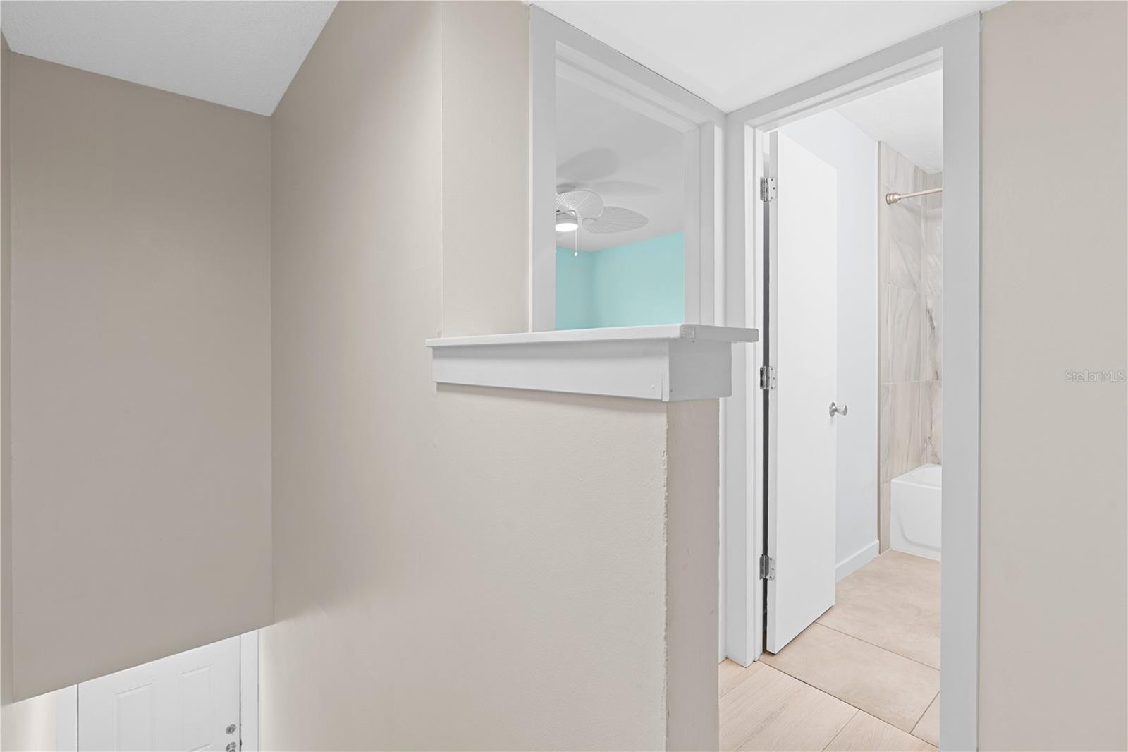 Listing photo id 24 for 2302 Maki Road 66