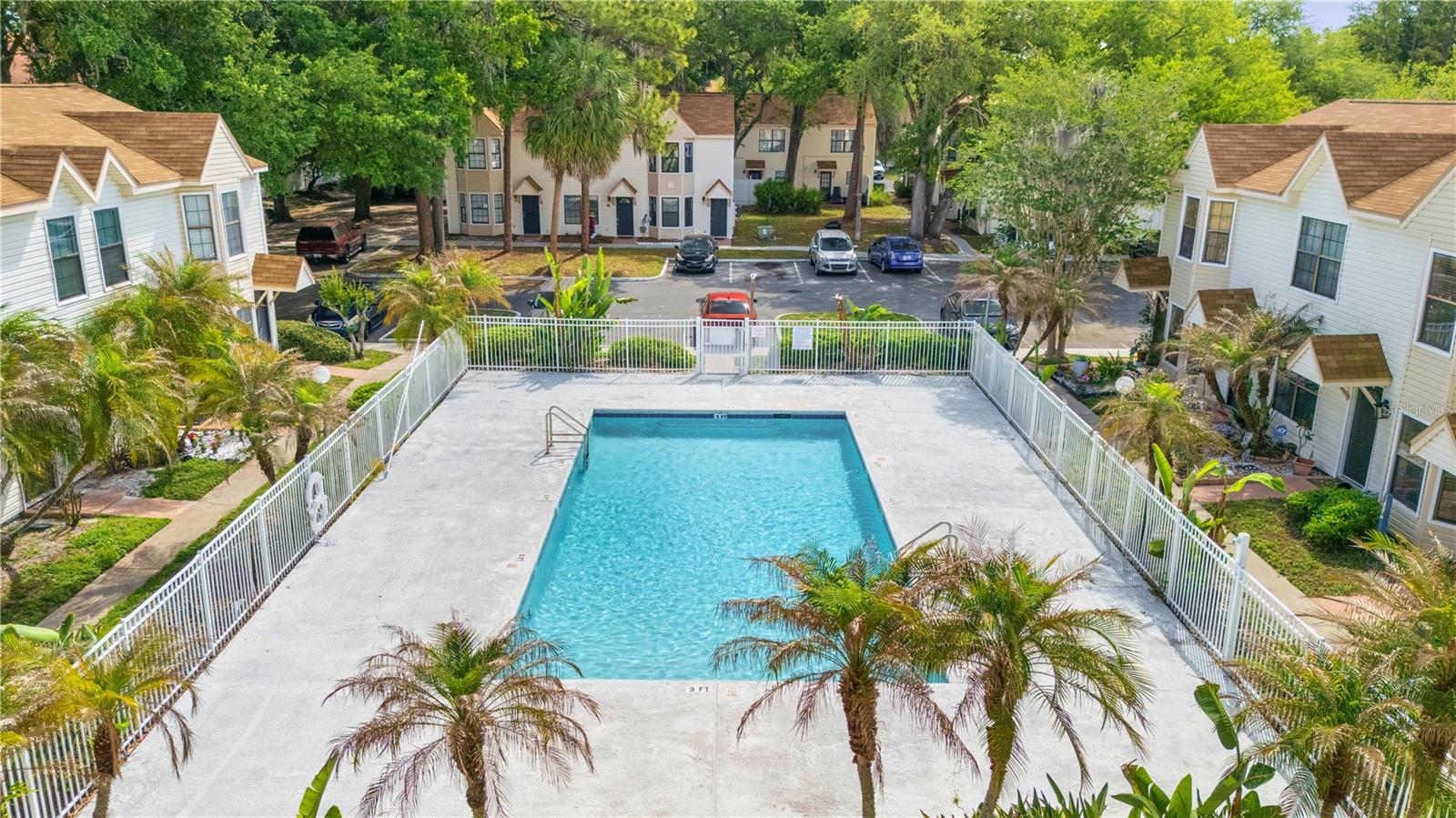 Listing photo id 27 for 2302 Maki Road 66