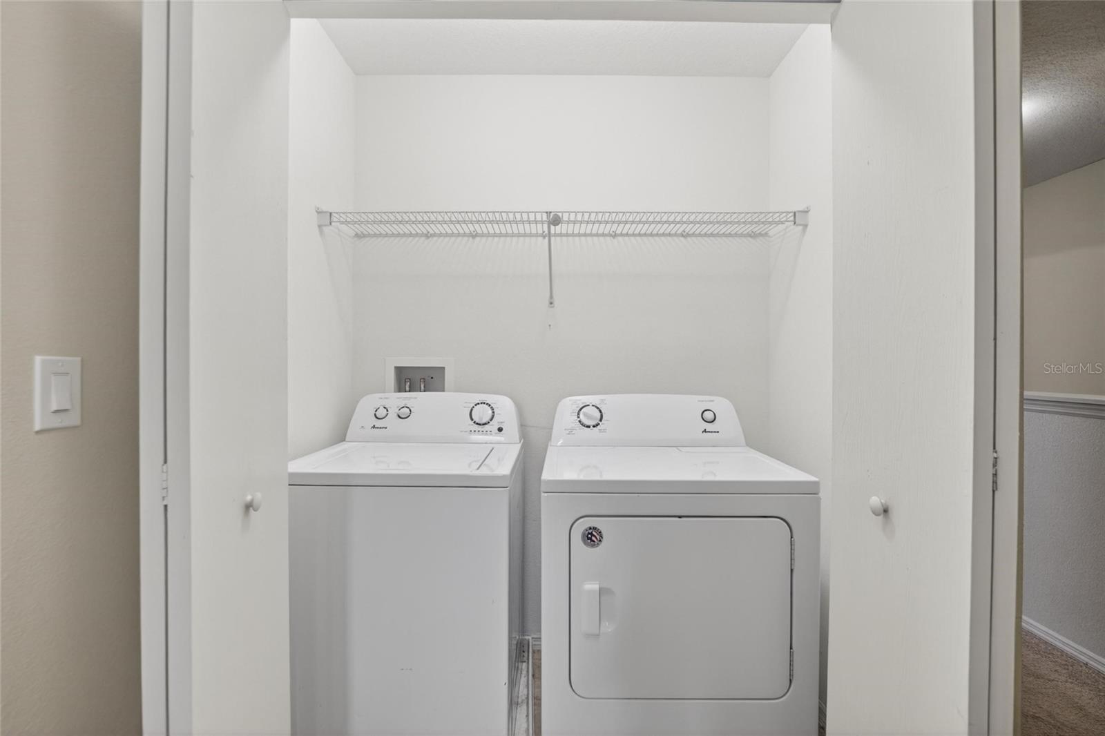 Listing photo id 29 for 2605 Oleander Lakes Drive