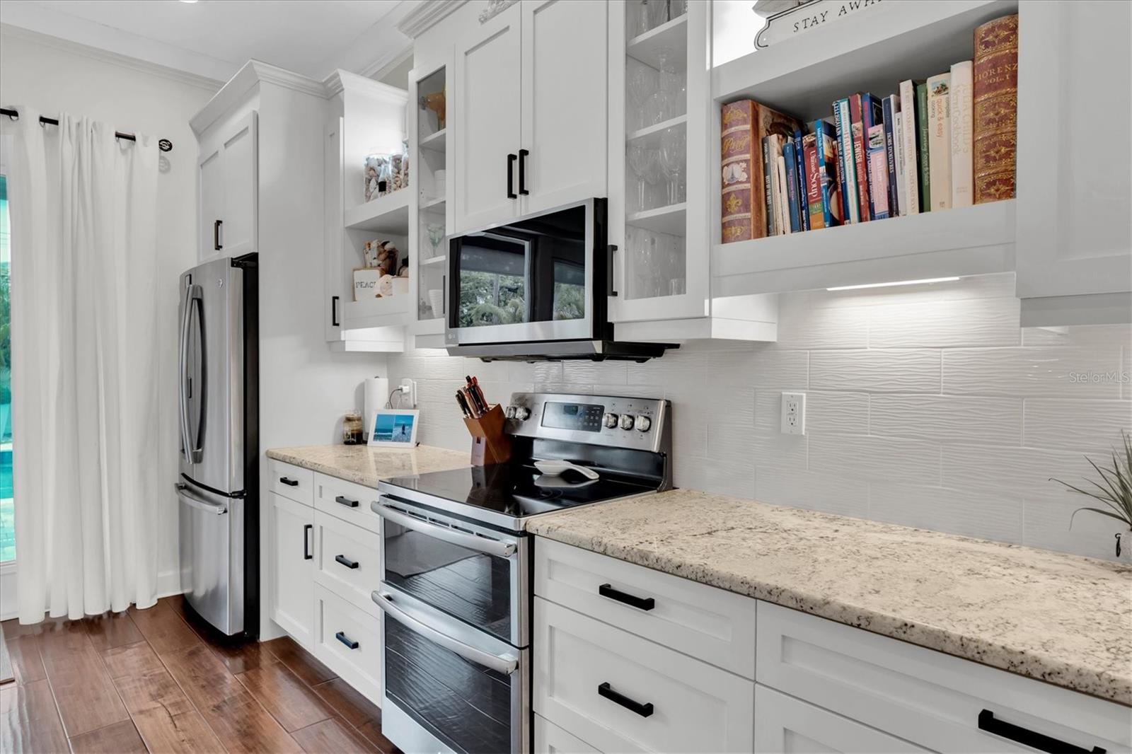 Image 12 of 50 For 520 65th Street N